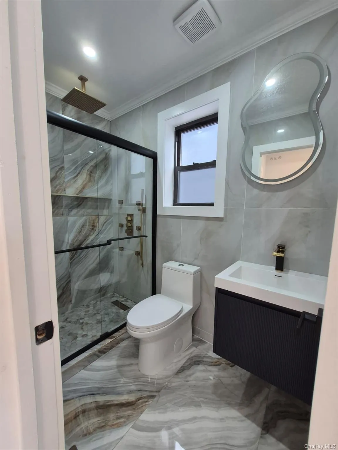 195th street 119-40, New York, NY, 4 Bedrooms Bedrooms, 5 Rooms Rooms,2 BathroomsBathrooms,Residential Lease,For Rent,119-40,0,1052903 195th street 119-40, New York, NY, 4 Bedrooms Bedrooms, 5 Rooms Rooms,2 BathroomsBathrooms,Residential Lease,For Rent,119-40,0,1052903