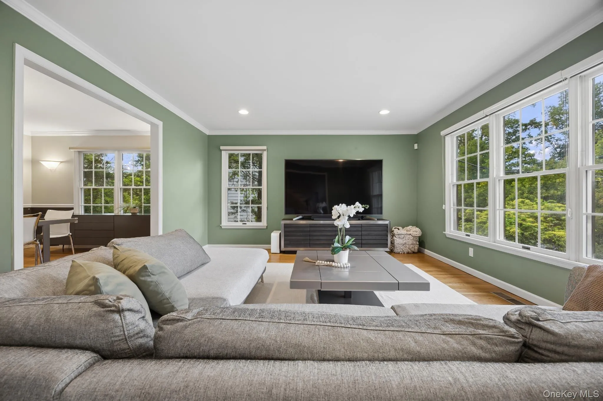 92 Brown Road, Scarsdale, NY, 5 Bedrooms Bedrooms, 10 Rooms Rooms,3 BathroomsBathrooms,Residential Lease,For Rent,Brown,0,1052904 92 Brown Road, Scarsdale, NY, 5 Bedrooms Bedrooms, 10 Rooms Rooms,3 BathroomsBathrooms,Residential Lease,For Rent,Brown,0,1052904