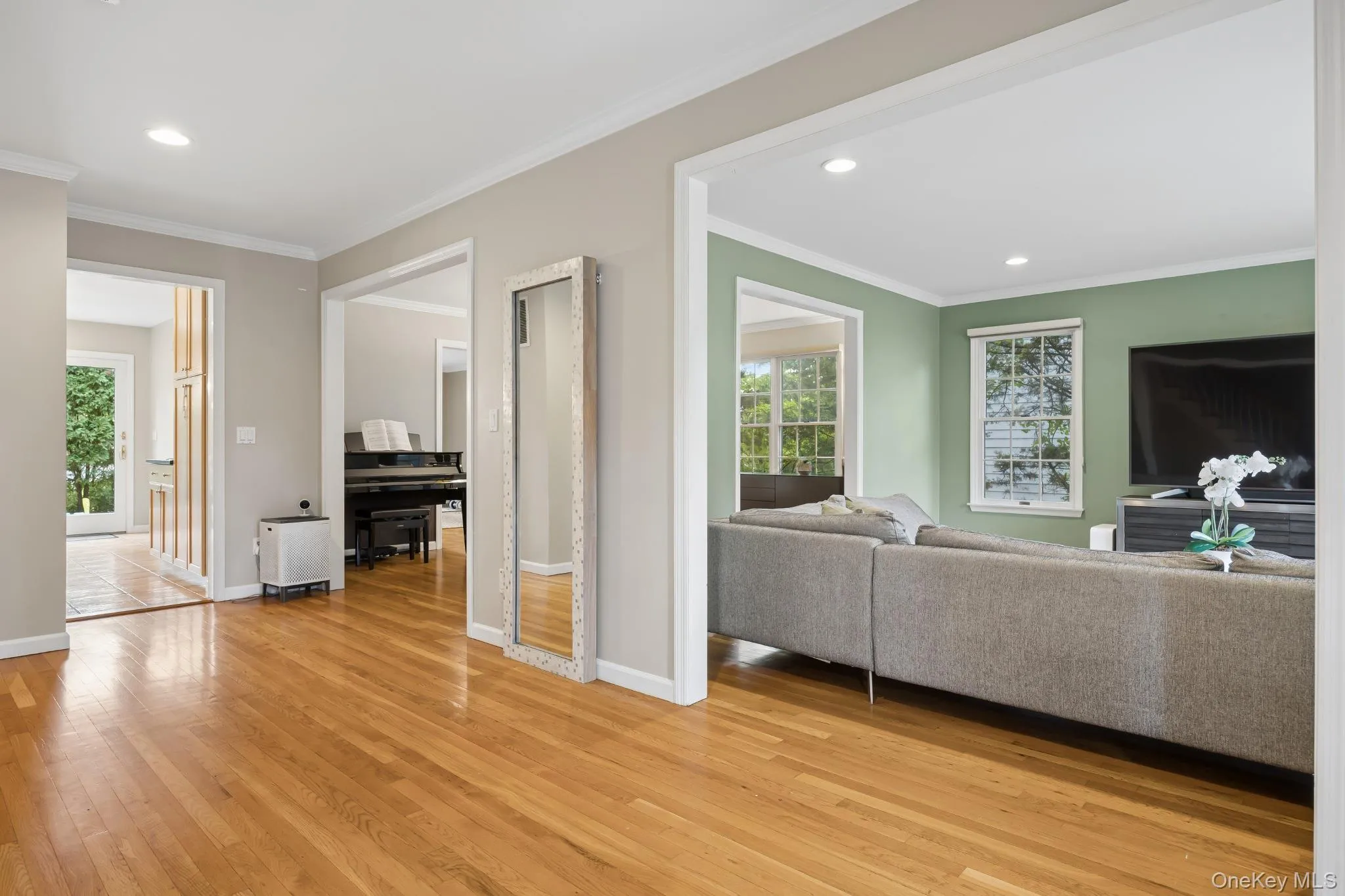 92 Brown Road, Scarsdale, NY, 5 Bedrooms Bedrooms, 10 Rooms Rooms,3 BathroomsBathrooms,Residential Lease,For Rent,Brown,0,1052904 92 Brown Road, Scarsdale, NY, 5 Bedrooms Bedrooms, 10 Rooms Rooms,3 BathroomsBathrooms,Residential Lease,For Rent,Brown,0,1052904