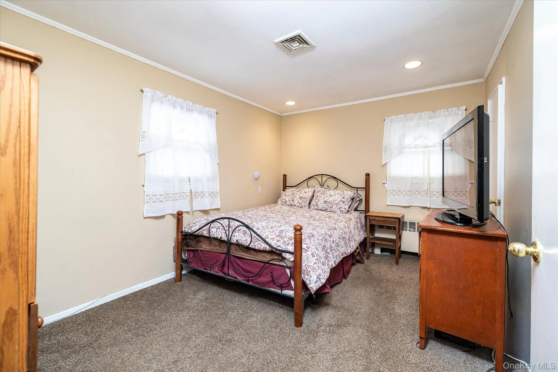 1634 Cynron Lane, Hempstead, NY, 3 Bedrooms Bedrooms, 7 Rooms Rooms,2 BathroomsBathrooms,Residential,For Rent,Cynron,0,1052906 1634 Cynron Lane, Hempstead, NY, 3 Bedrooms Bedrooms, 7 Rooms Rooms,2 BathroomsBathrooms,Residential,For Rent,Cynron,0,1052906