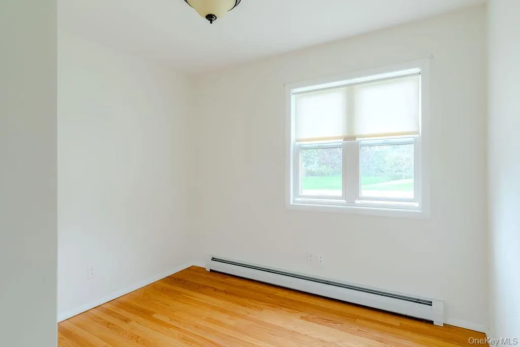 22 Trinity Place, Rhinebeck, NY, 3 Bedrooms Bedrooms, 7 Rooms Rooms,1 BathroomBathrooms,Residential Lease,For Rent,Trinity,0,1052911 22 Trinity Place, Rhinebeck, NY, 3 Bedrooms Bedrooms, 7 Rooms Rooms,1 BathroomBathrooms,Residential Lease,For Rent,Trinity,0,1052911