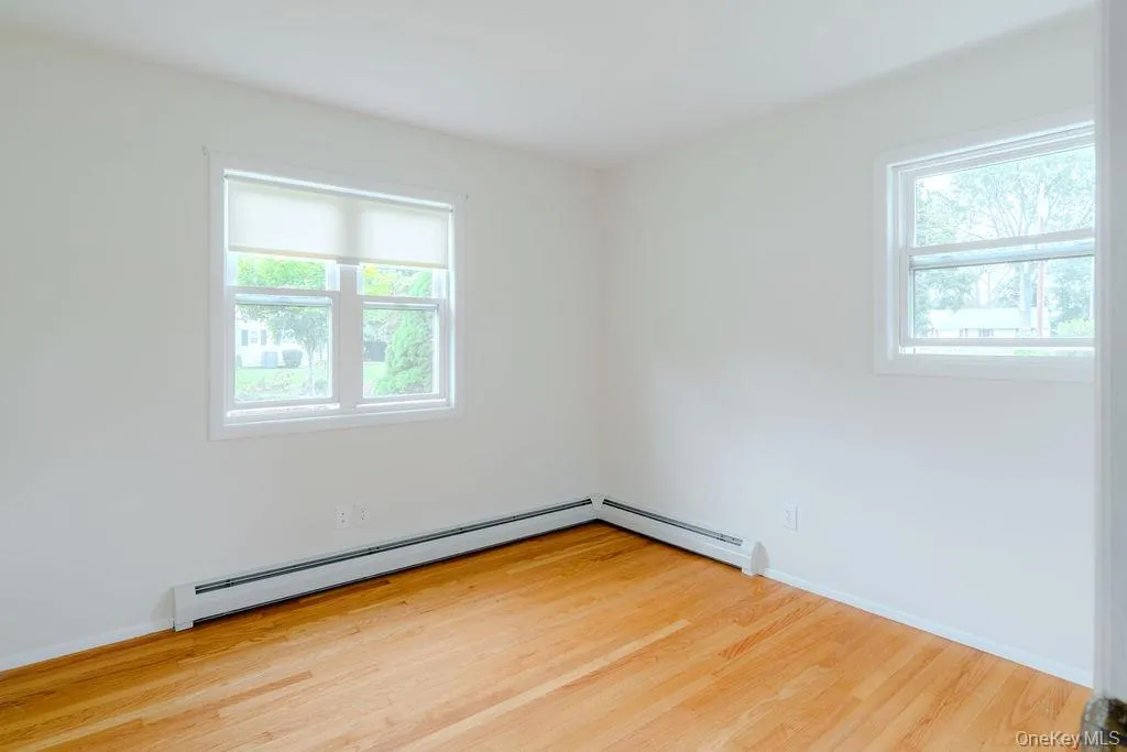 22 Trinity Place, Rhinebeck, NY, 3 Bedrooms Bedrooms, 7 Rooms Rooms,1 BathroomBathrooms,Residential Lease,For Rent,Trinity,0,1052911 22 Trinity Place, Rhinebeck, NY, 3 Bedrooms Bedrooms, 7 Rooms Rooms,1 BathroomBathrooms,Residential Lease,For Rent,Trinity,0,1052911