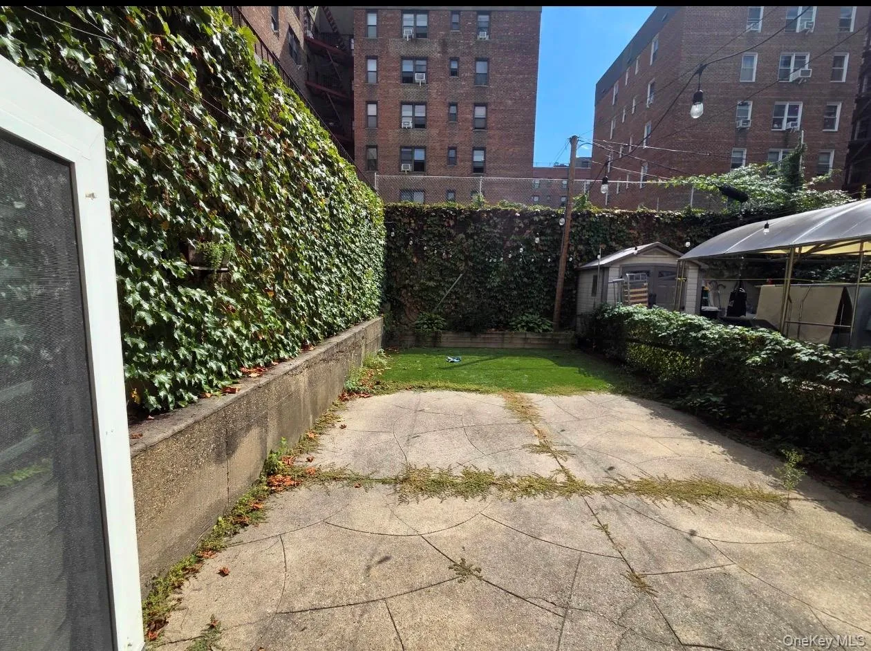 10548 65th Road, New York, NY, 3 Bedrooms Bedrooms, 6 Rooms Rooms,2 BathroomsBathrooms,Residential Lease,For Rent,65th,0,1052915 10548 65th Road, New York, NY, 3 Bedrooms Bedrooms, 6 Rooms Rooms,2 BathroomsBathrooms,Residential Lease,For Rent,65th,0,1052915