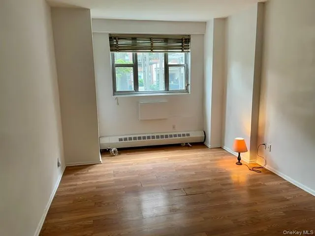 52-30 39 Drive, New York, NY, 1 Bedroom Bedrooms, 3 Rooms Rooms,1 BathroomBathrooms,Residential,For Rent,39,0,1052916 52-30 39 Drive, New York, NY, 1 Bedroom Bedrooms, 3 Rooms Rooms,1 BathroomBathrooms,Residential,For Rent,39,0,1052916