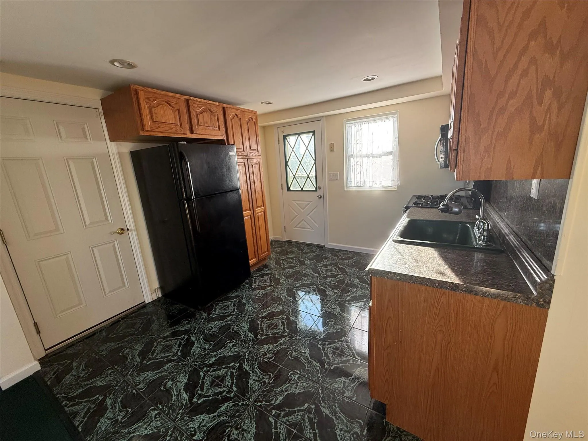 84 Surf Road, Babylon, NY, 1 Bedroom Bedrooms, 3 Rooms Rooms,1 BathroomBathrooms,Residential Lease,For Rent,Surf,0,1052917 84 Surf Road, Babylon, NY, 1 Bedroom Bedrooms, 3 Rooms Rooms,1 BathroomBathrooms,Residential Lease,For Rent,Surf,0,1052917
