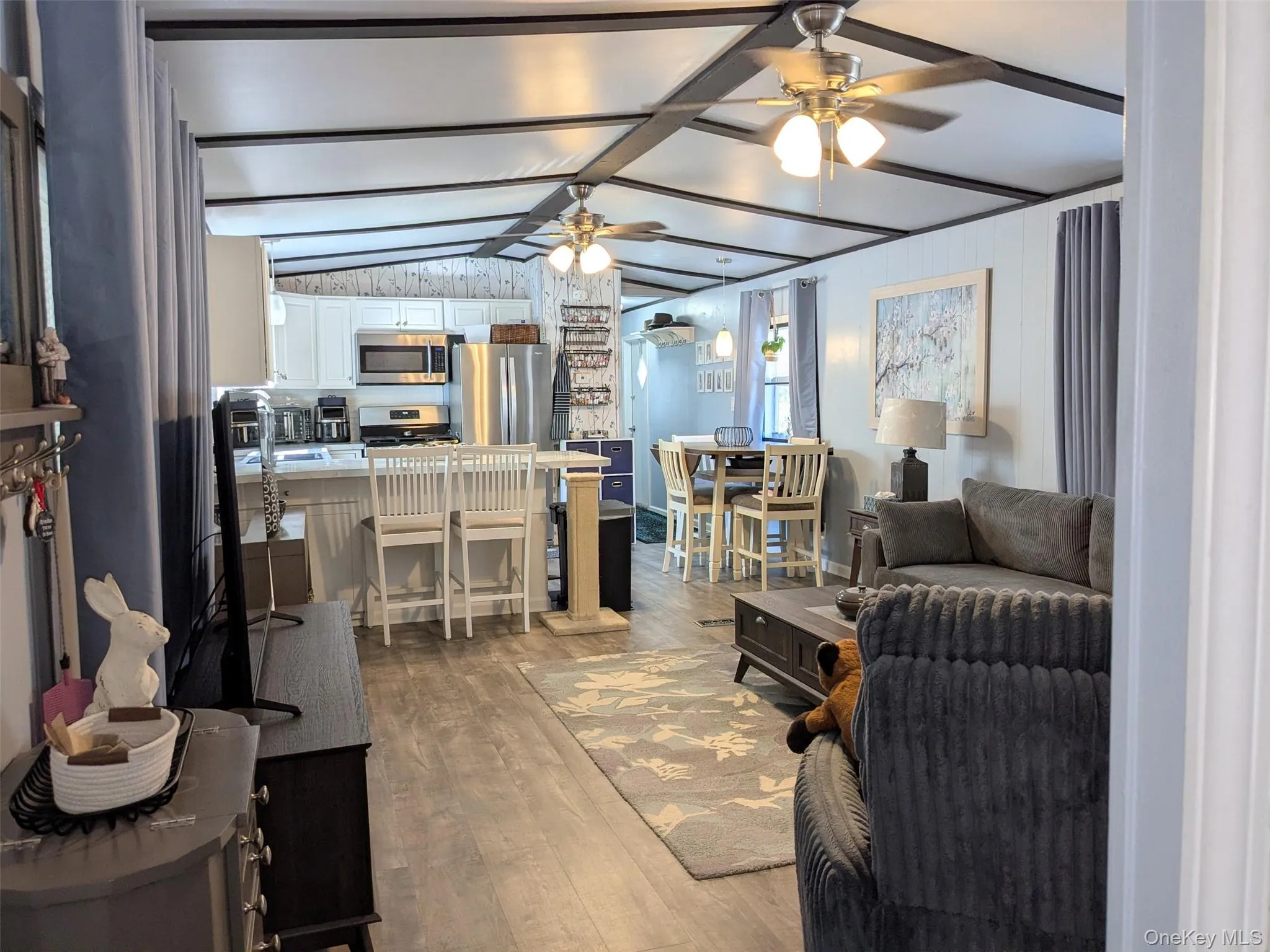1450 Route 376, Wappinger, NY, 2 Bedrooms Bedrooms, 5 Rooms Rooms,1 BathroomBathrooms,Residential,For Rent,Route 376,0,1052930 1450 Route 376, Wappinger, NY, 2 Bedrooms Bedrooms, 5 Rooms Rooms,1 BathroomBathrooms,Residential,For Rent,Route 376,0,1052930
