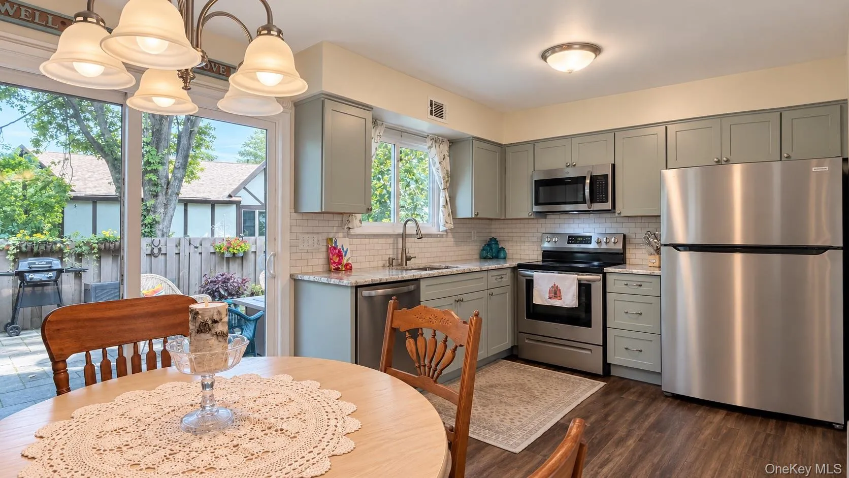 107 Vista Drive, Lloyd, NY, 2 Bedrooms Bedrooms, 5 Rooms Rooms,1 BathroomBathrooms,Residential,For Rent,Vista,0,1052932 107 Vista Drive, Lloyd, NY, 2 Bedrooms Bedrooms, 5 Rooms Rooms,1 BathroomBathrooms,Residential,For Rent,Vista,0,1052932