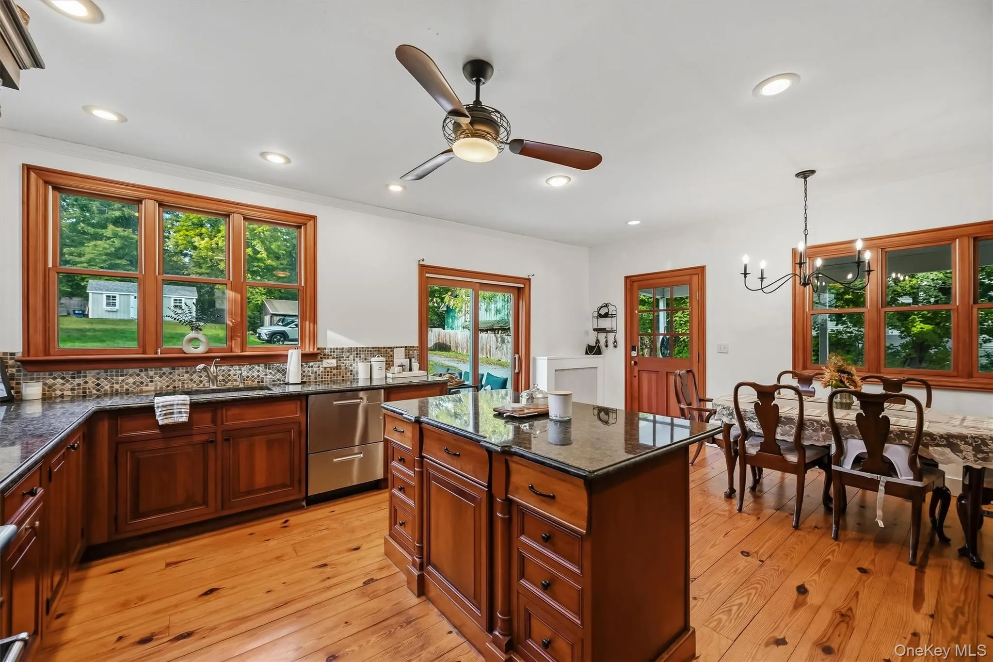 66 West Street, Warwick (town), NY, 4 Bedrooms Bedrooms, 10 Rooms Rooms,2 BathroomsBathrooms,Residential,For Rent,West,0,1052933 66 West Street, Warwick (town), NY, 4 Bedrooms Bedrooms, 10 Rooms Rooms,2 BathroomsBathrooms,Residential,For Rent,West,0,1052933