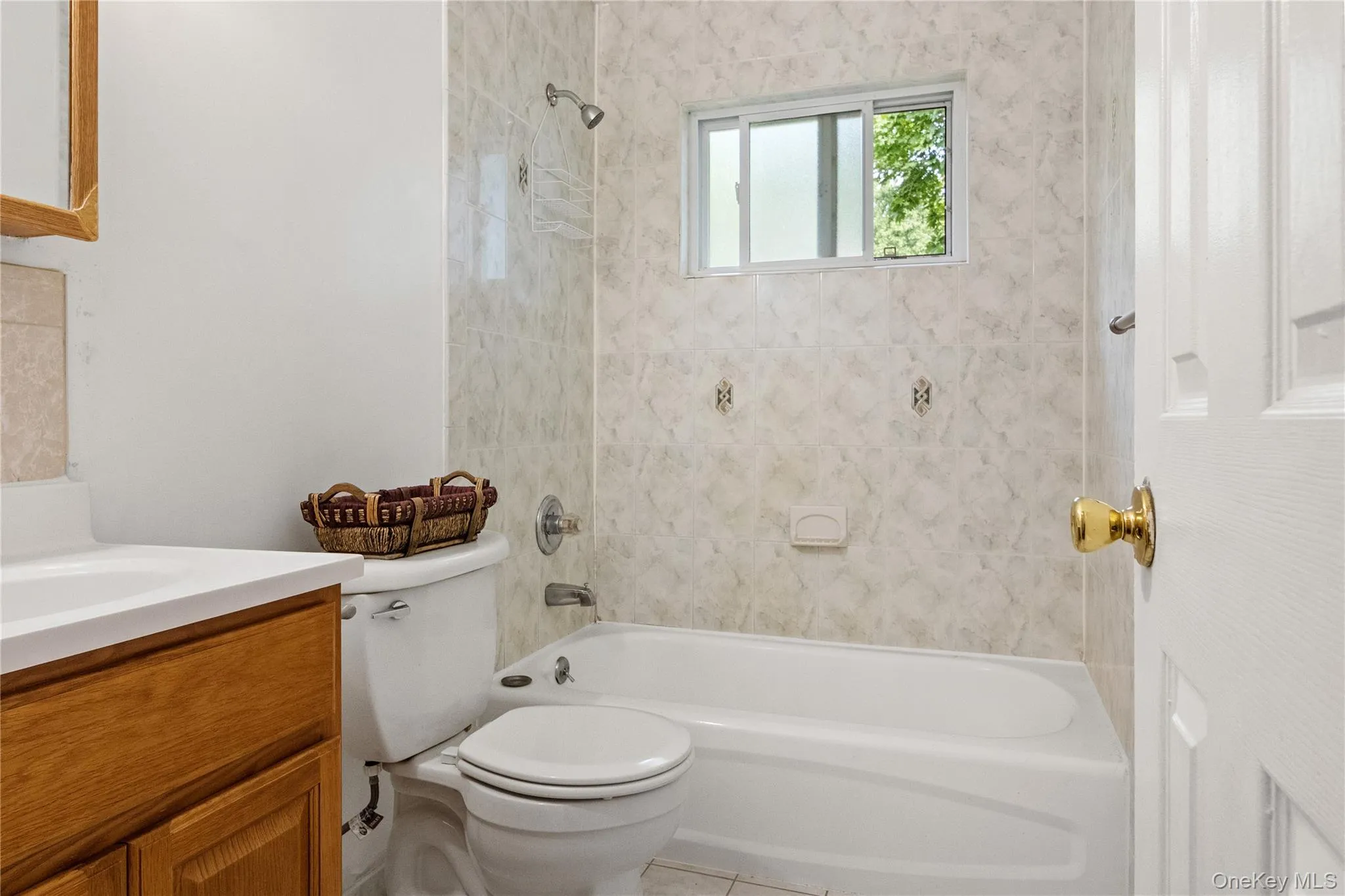 1056 Arthur Street, Hempstead, NY, 6 Bedrooms Bedrooms, 12 Rooms Rooms,3 BathroomsBathrooms,Residential,For Rent,Arthur,0,1052934 1056 Arthur Street, Hempstead, NY, 6 Bedrooms Bedrooms, 12 Rooms Rooms,3 BathroomsBathrooms,Residential,For Rent,Arthur,0,1052934