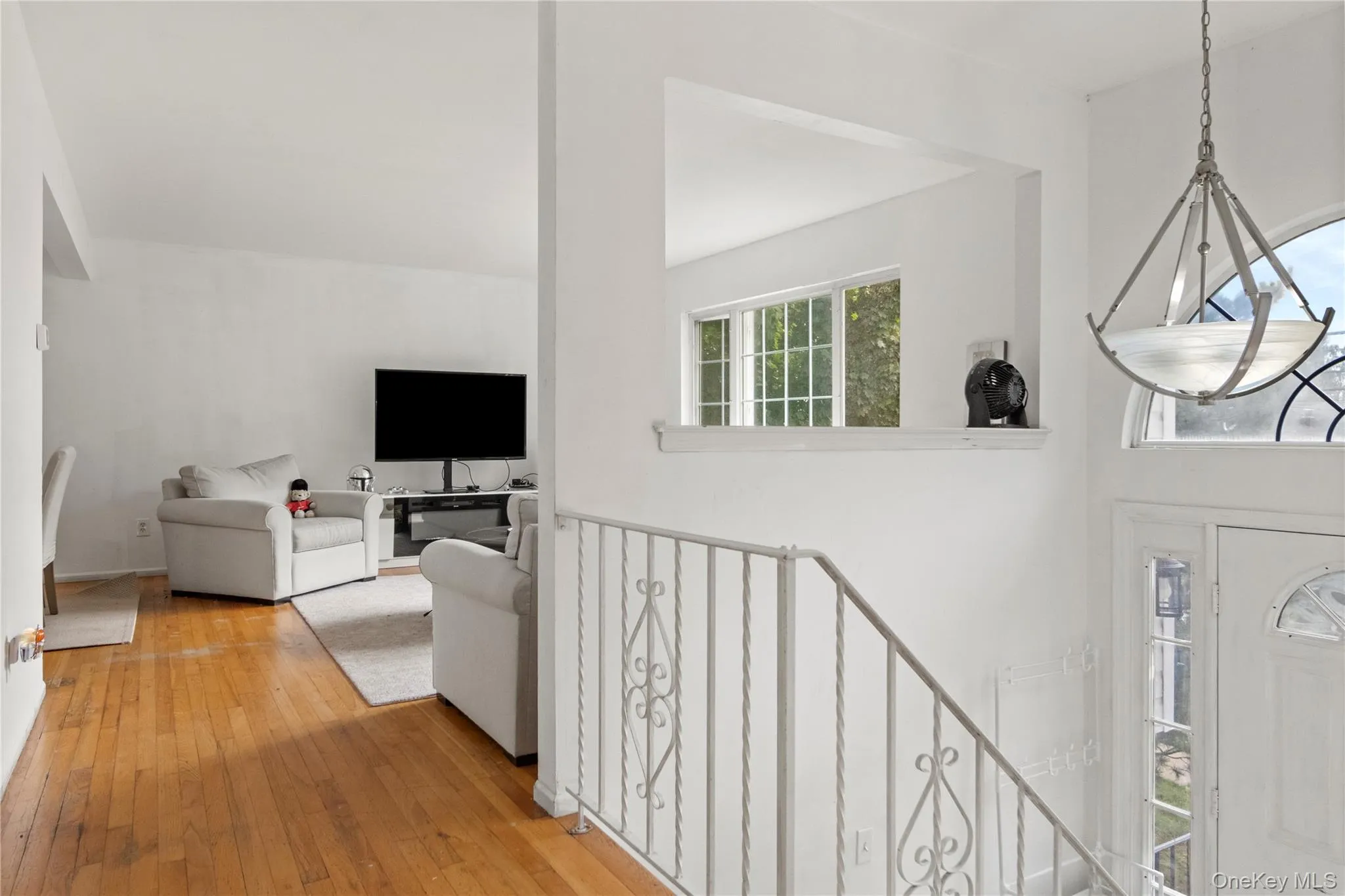 1056 Arthur Street, Hempstead, NY, 6 Bedrooms Bedrooms, 12 Rooms Rooms,3 BathroomsBathrooms,Residential,For Rent,Arthur,0,1052934 1056 Arthur Street, Hempstead, NY, 6 Bedrooms Bedrooms, 12 Rooms Rooms,3 BathroomsBathrooms,Residential,For Rent,Arthur,0,1052934