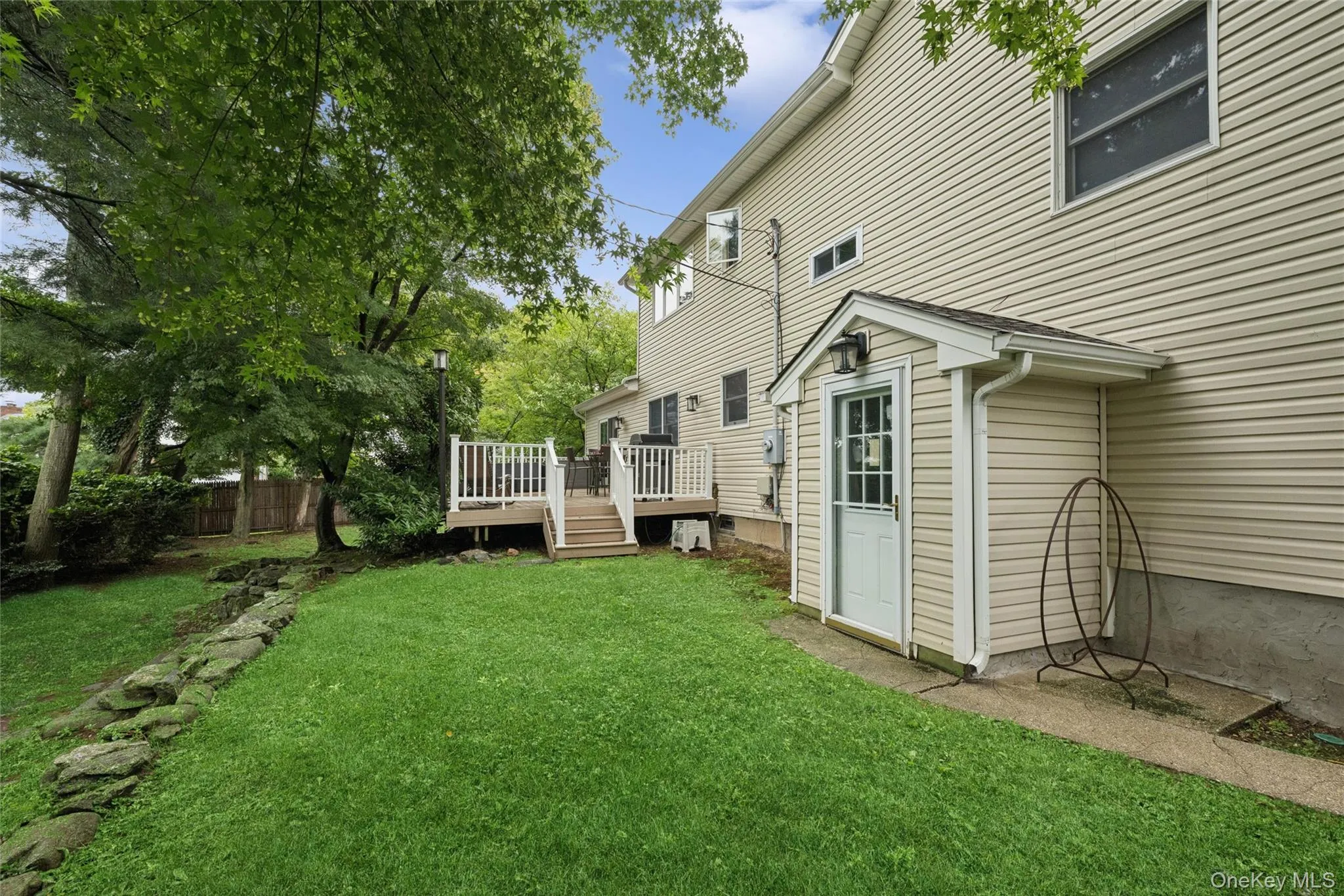 21 Edgewood, Oyster Bay, NY, 4 Bedrooms Bedrooms, 7 Rooms Rooms,3 BathroomsBathrooms,Residential,For Rent,Edgewood,0,1052936 21 Edgewood, Oyster Bay, NY, 4 Bedrooms Bedrooms, 7 Rooms Rooms,3 BathroomsBathrooms,Residential,For Rent,Edgewood,0,1052936