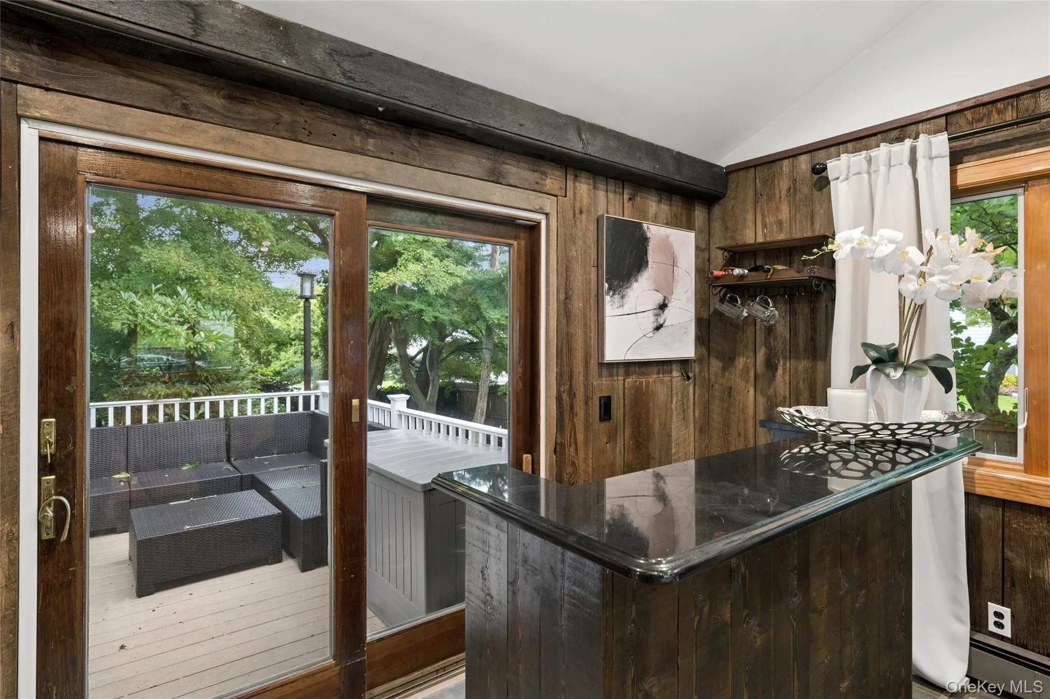 21 Edgewood, Oyster Bay, NY, 4 Bedrooms Bedrooms, 7 Rooms Rooms,3 BathroomsBathrooms,Residential,For Rent,Edgewood,0,1052936 21 Edgewood, Oyster Bay, NY, 4 Bedrooms Bedrooms, 7 Rooms Rooms,3 BathroomsBathrooms,Residential,For Rent,Edgewood,0,1052936