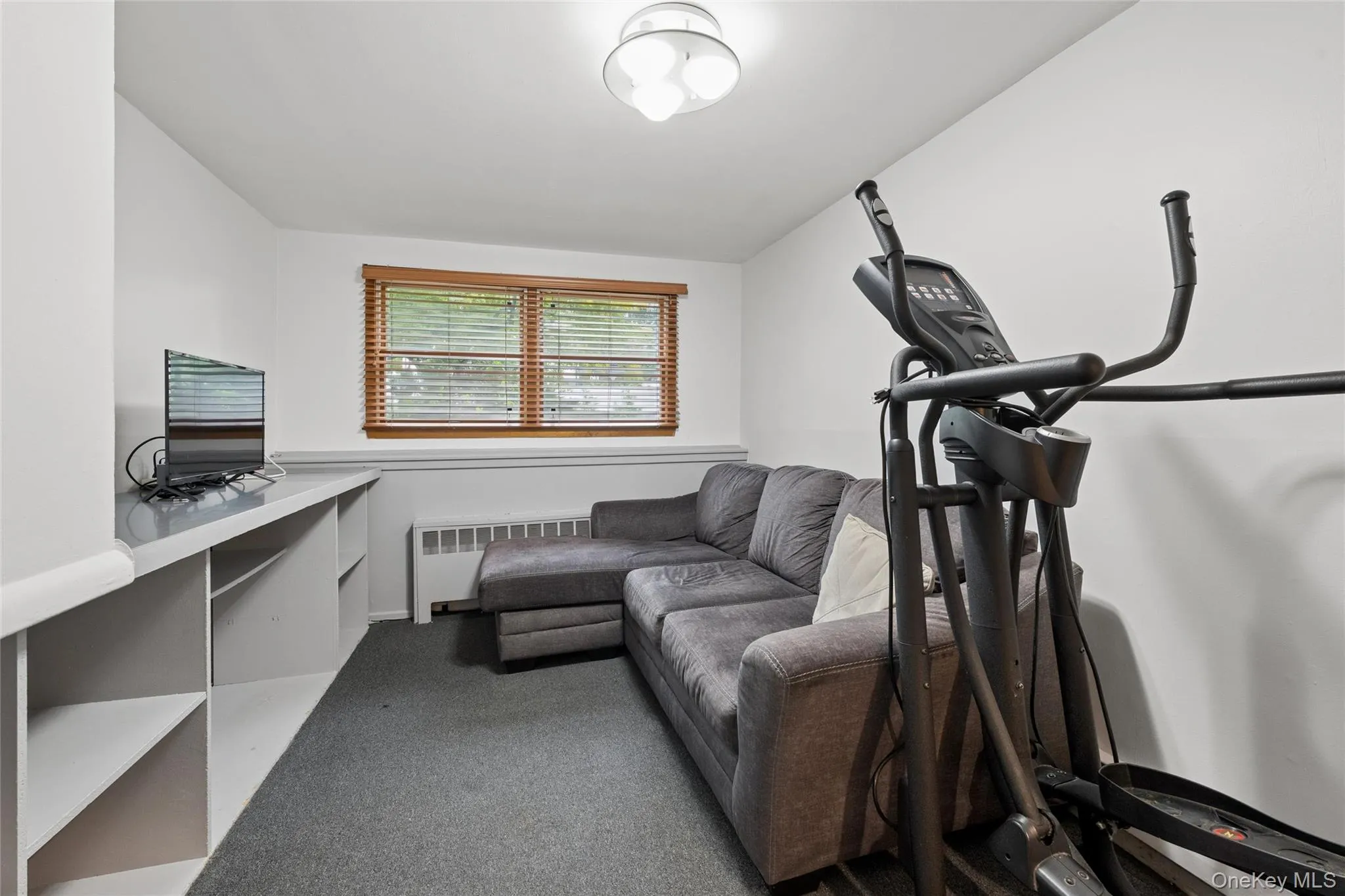 21 Edgewood, Oyster Bay, NY, 4 Bedrooms Bedrooms, 7 Rooms Rooms,3 BathroomsBathrooms,Residential,For Rent,Edgewood,0,1052936 21 Edgewood, Oyster Bay, NY, 4 Bedrooms Bedrooms, 7 Rooms Rooms,3 BathroomsBathrooms,Residential,For Rent,Edgewood,0,1052936