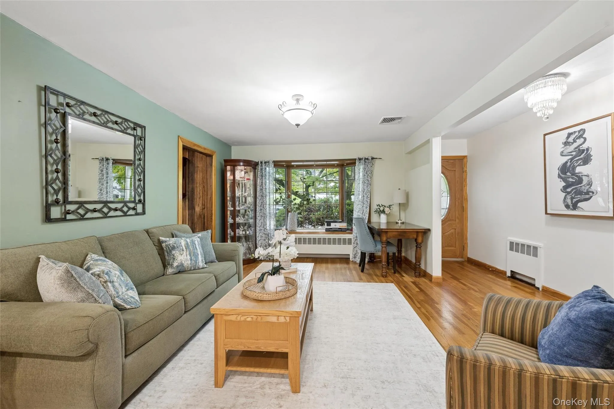 21 Edgewood, Oyster Bay, NY, 4 Bedrooms Bedrooms, 7 Rooms Rooms,3 BathroomsBathrooms,Residential,For Rent,Edgewood,0,1052936 21 Edgewood, Oyster Bay, NY, 4 Bedrooms Bedrooms, 7 Rooms Rooms,3 BathroomsBathrooms,Residential,For Rent,Edgewood,0,1052936