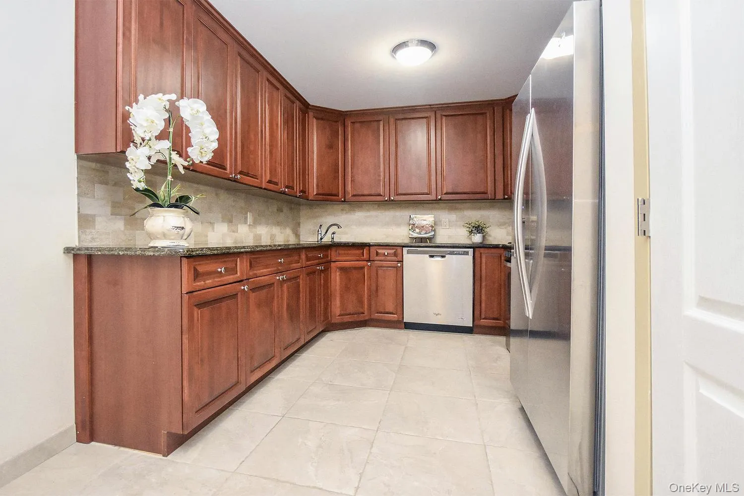 200 Carney Street, Glen Cove, NY, 2 Bedrooms Bedrooms, 3 Rooms Rooms,1 BathroomBathrooms,Residential Lease,For Rent,Carney,0,1052937 200 Carney Street, Glen Cove, NY, 2 Bedrooms Bedrooms, 3 Rooms Rooms,1 BathroomBathrooms,Residential Lease,For Rent,Carney,0,1052937