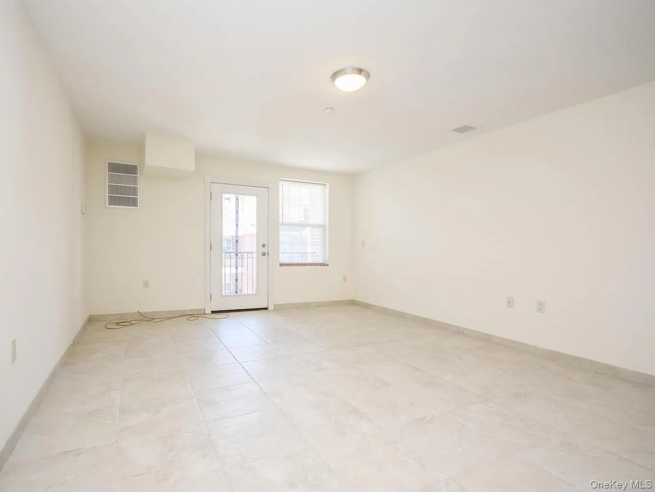200 Carney Street, Glen Cove, NY, 2 Bedrooms Bedrooms, 3 Rooms Rooms,1 BathroomBathrooms,Residential Lease,For Rent,Carney,0,1052937 200 Carney Street, Glen Cove, NY, 2 Bedrooms Bedrooms, 3 Rooms Rooms,1 BathroomBathrooms,Residential Lease,For Rent,Carney,0,1052937