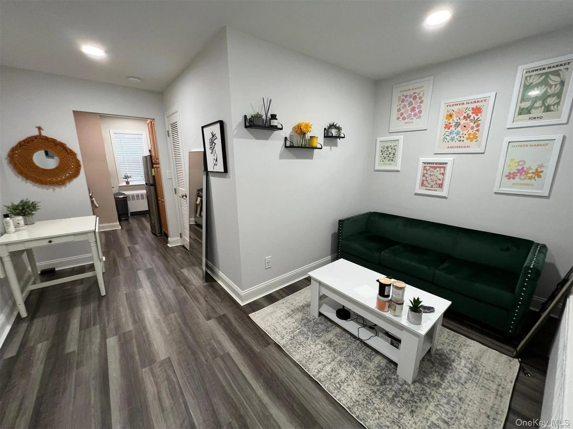 830 Broadway, Long Beach, NY, 2 Rooms Rooms,1 BathroomBathrooms,Residential Lease,For Rent,Broadway,0,1052939 830 Broadway, Long Beach, NY, 2 Rooms Rooms,1 BathroomBathrooms,Residential Lease,For Rent,Broadway,0,1052939