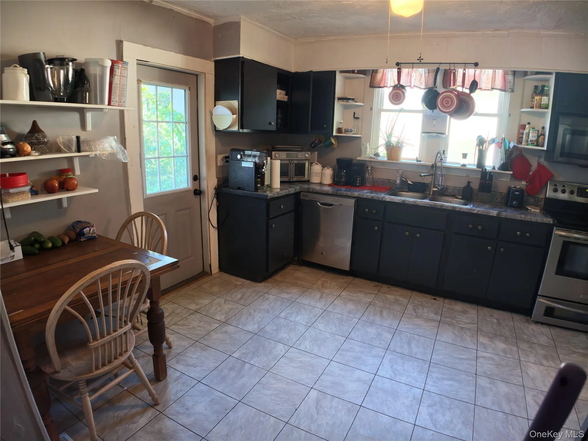 146 Saugerties Road, Saugerties, NY, 3 Bedrooms Bedrooms, 9 Rooms Rooms,2 BathroomsBathrooms,Residential,For Rent,Saugerties,0,1052940 146 Saugerties Road, Saugerties, NY, 3 Bedrooms Bedrooms, 9 Rooms Rooms,2 BathroomsBathrooms,Residential,For Rent,Saugerties,0,1052940