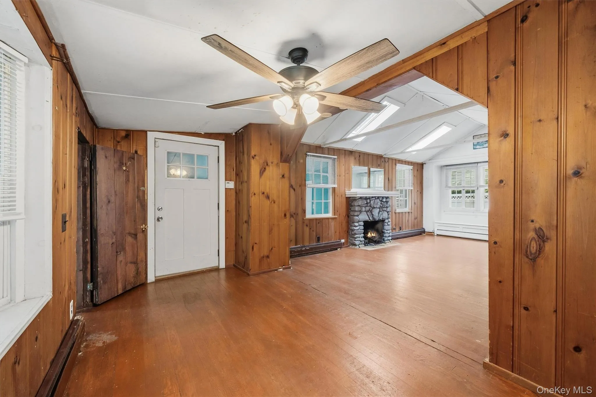 4 Hillside Trail, Monroe, NY, 3 Bedrooms Bedrooms, 5 Rooms Rooms,1 BathroomBathrooms,Residential,For Rent,Hillside,0,1052945 4 Hillside Trail, Monroe, NY, 3 Bedrooms Bedrooms, 5 Rooms Rooms,1 BathroomBathrooms,Residential,For Rent,Hillside,0,1052945