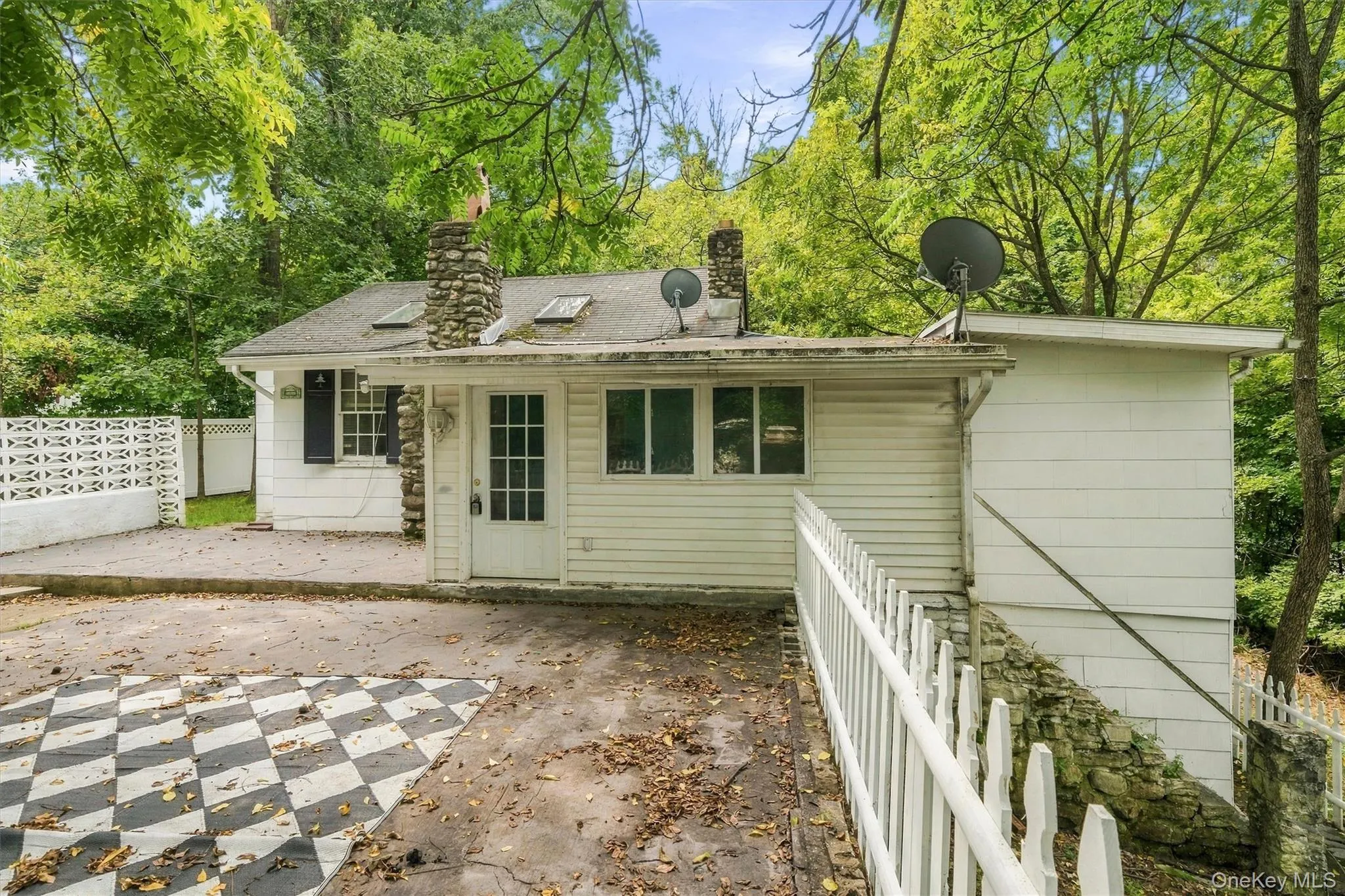 4 Hillside Trail, Monroe, NY, 3 Bedrooms Bedrooms, 5 Rooms Rooms,1 BathroomBathrooms,Residential,For Rent,Hillside,0,1052945 4 Hillside Trail, Monroe, NY, 3 Bedrooms Bedrooms, 5 Rooms Rooms,1 BathroomBathrooms,Residential,For Rent,Hillside,0,1052945