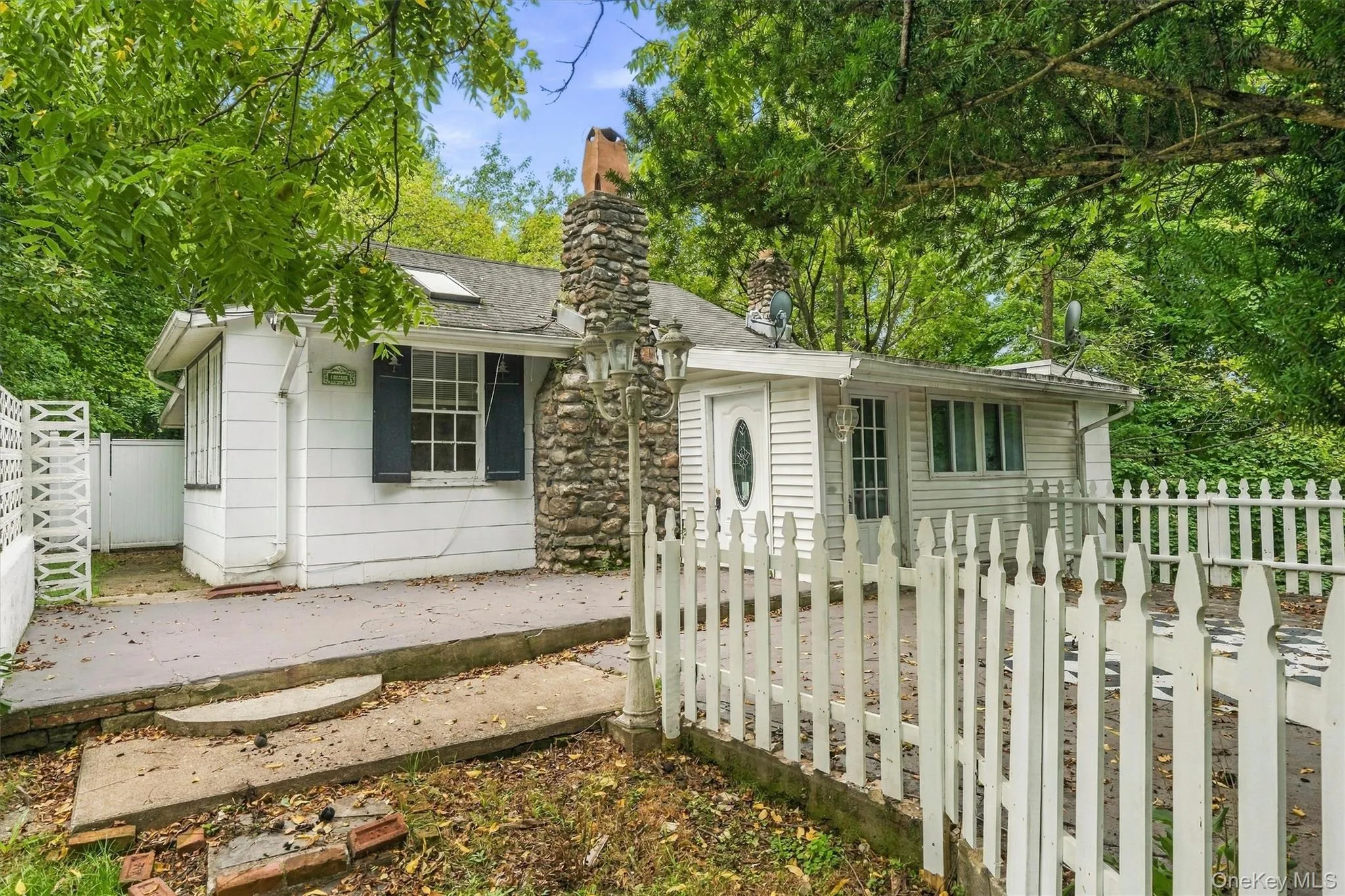 4 Hillside Trail, Monroe, NY, 3 Bedrooms Bedrooms, 5 Rooms Rooms,1 BathroomBathrooms,Residential,For Rent,Hillside,0,1052945 4 Hillside Trail, Monroe, NY, 3 Bedrooms Bedrooms, 5 Rooms Rooms,1 BathroomBathrooms,Residential,For Rent,Hillside,0,1052945