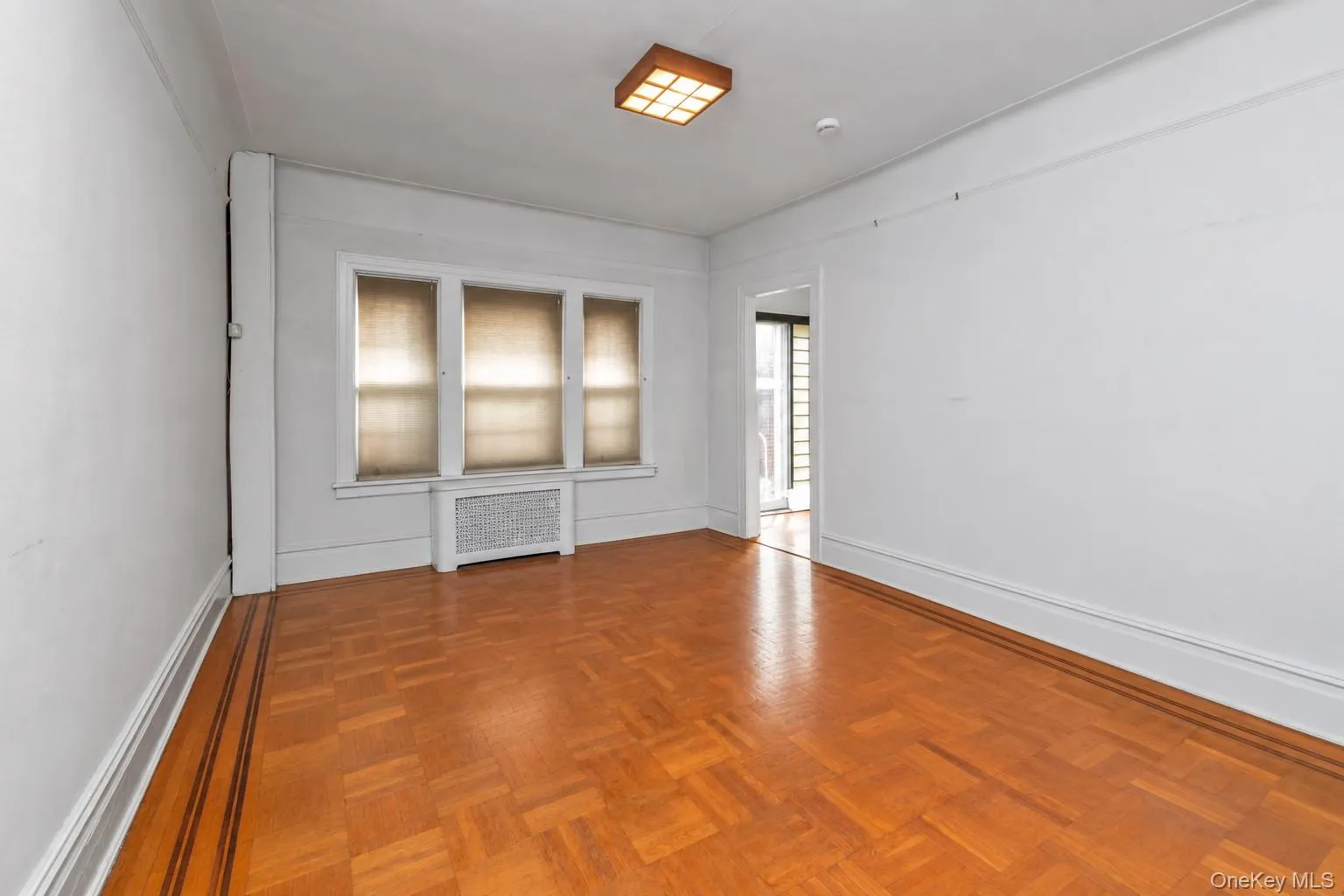 34-41 74th Street, New York, NY, 4 Bedrooms Bedrooms, 7 Rooms Rooms,2 BathroomsBathrooms,Residential,For Rent,74th,0,1052947 34-41 74th Street, New York, NY, 4 Bedrooms Bedrooms, 7 Rooms Rooms,2 BathroomsBathrooms,Residential,For Rent,74th,0,1052947