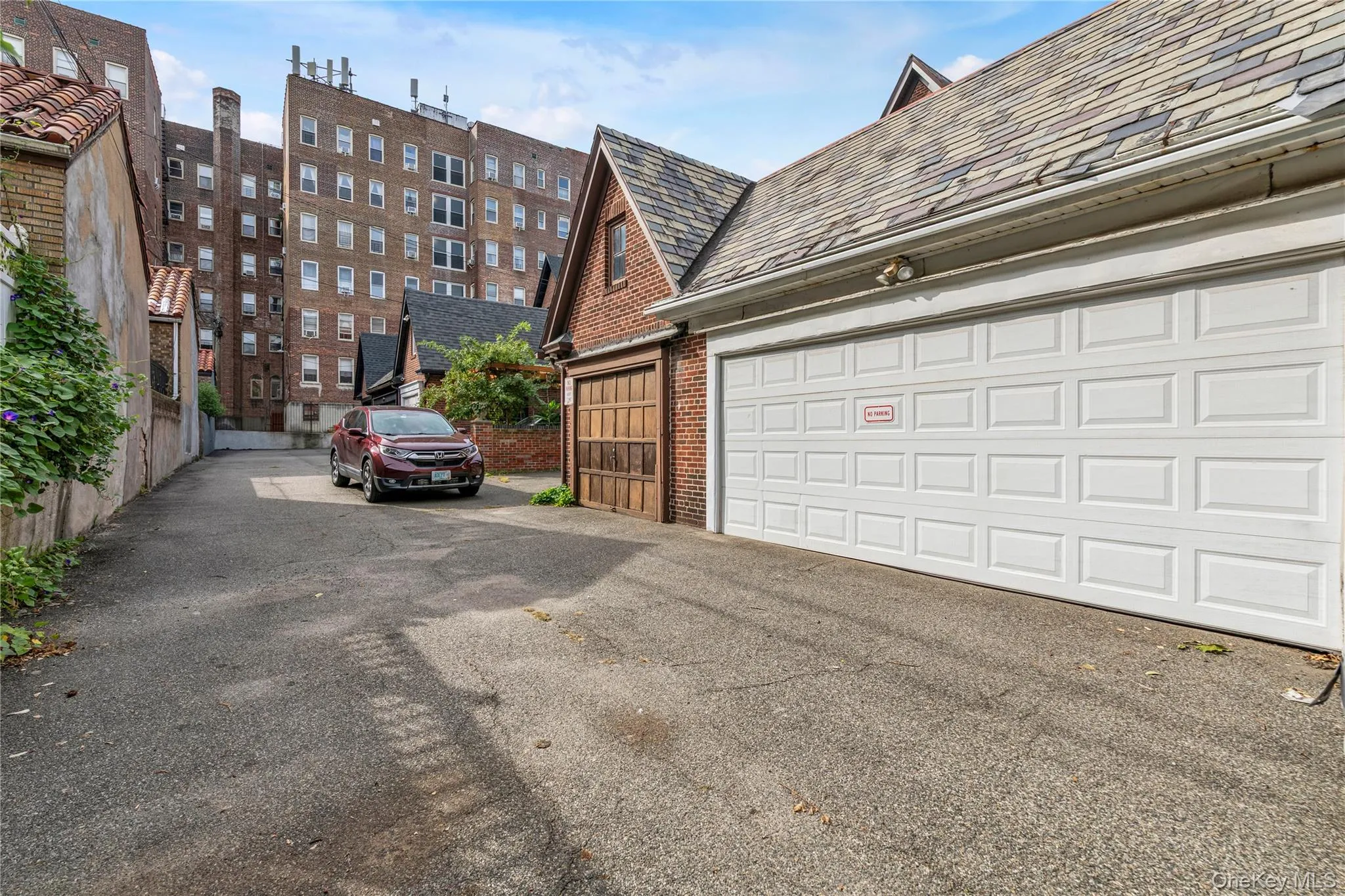 34-41 74th Street, New York, NY, 4 Bedrooms Bedrooms, 7 Rooms Rooms,2 BathroomsBathrooms,Residential,For Rent,74th,0,1052947 34-41 74th Street, New York, NY, 4 Bedrooms Bedrooms, 7 Rooms Rooms,2 BathroomsBathrooms,Residential,For Rent,74th,0,1052947