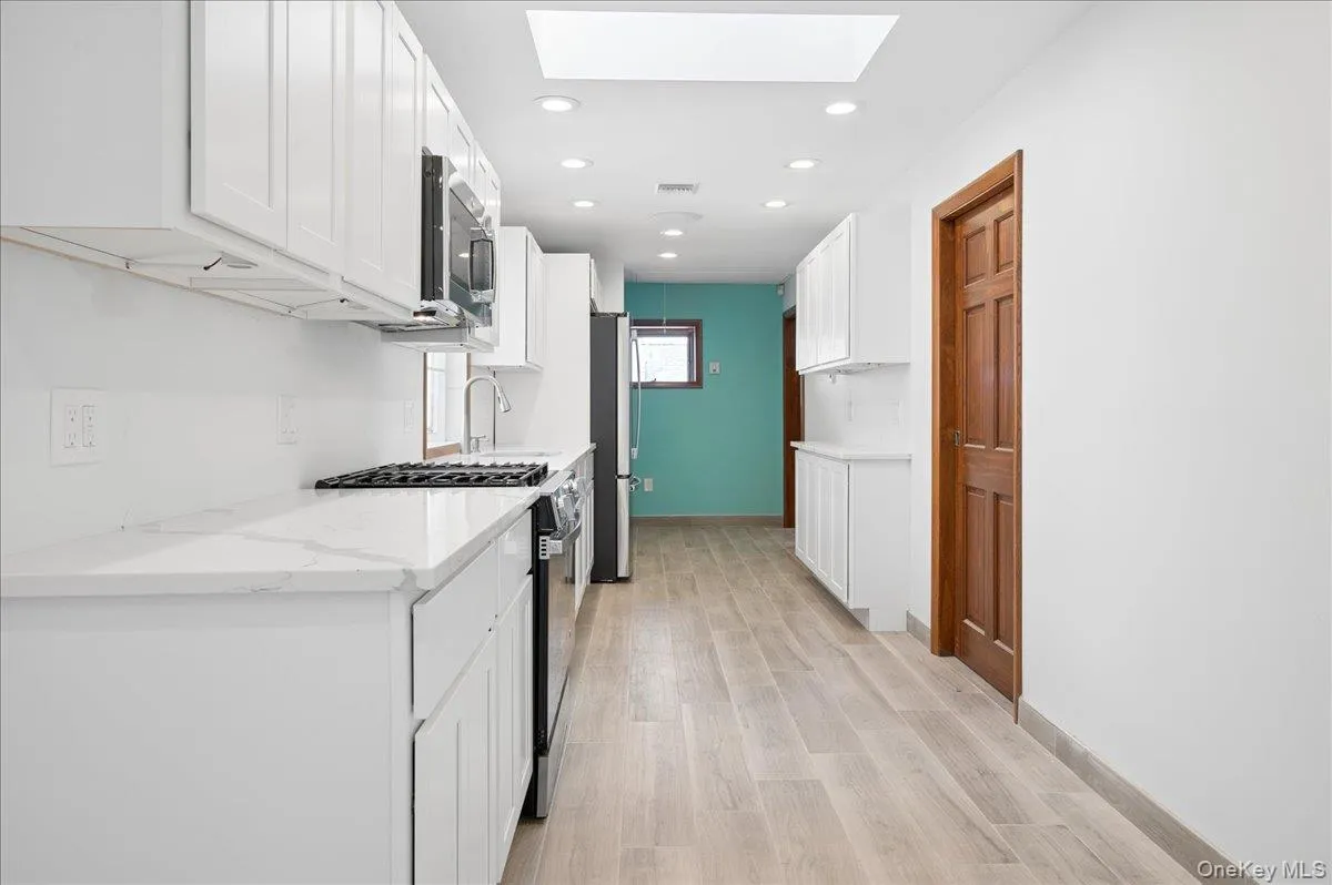 Fully renovated kitchen Fully renovated kitchen