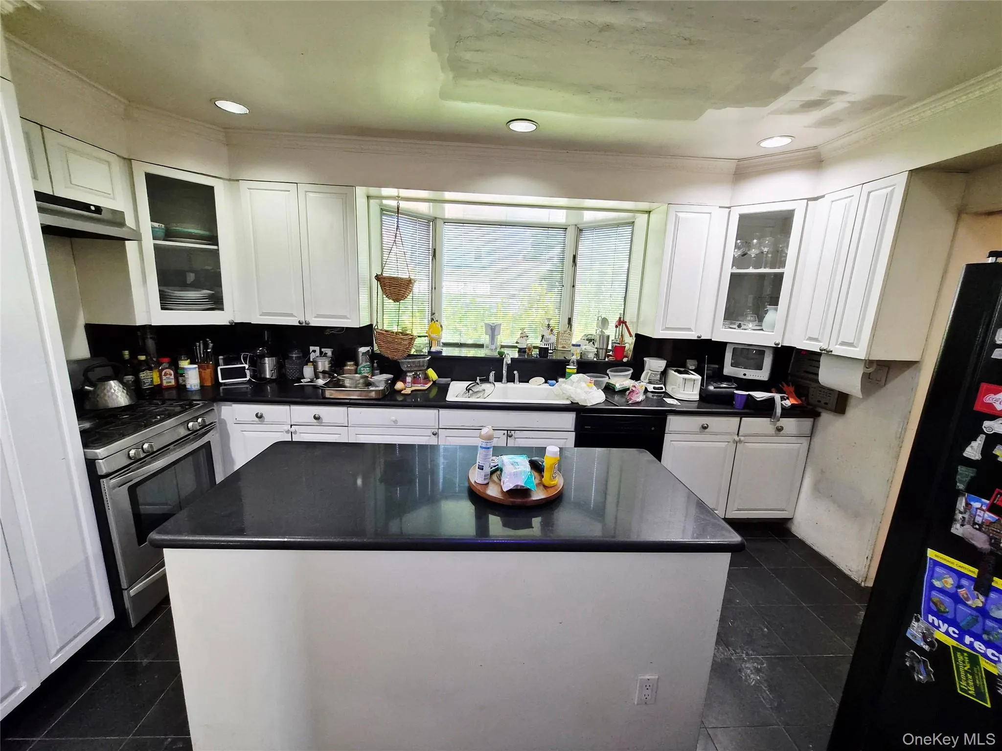 19404 110th Road, New York, NY, 5 Bedrooms Bedrooms, 14 Rooms Rooms,5 BathroomsBathrooms,Residential,For Rent,110th,0,1052954 19404 110th Road, New York, NY, 5 Bedrooms Bedrooms, 14 Rooms Rooms,5 BathroomsBathrooms,Residential,For Rent,110th,0,1052954