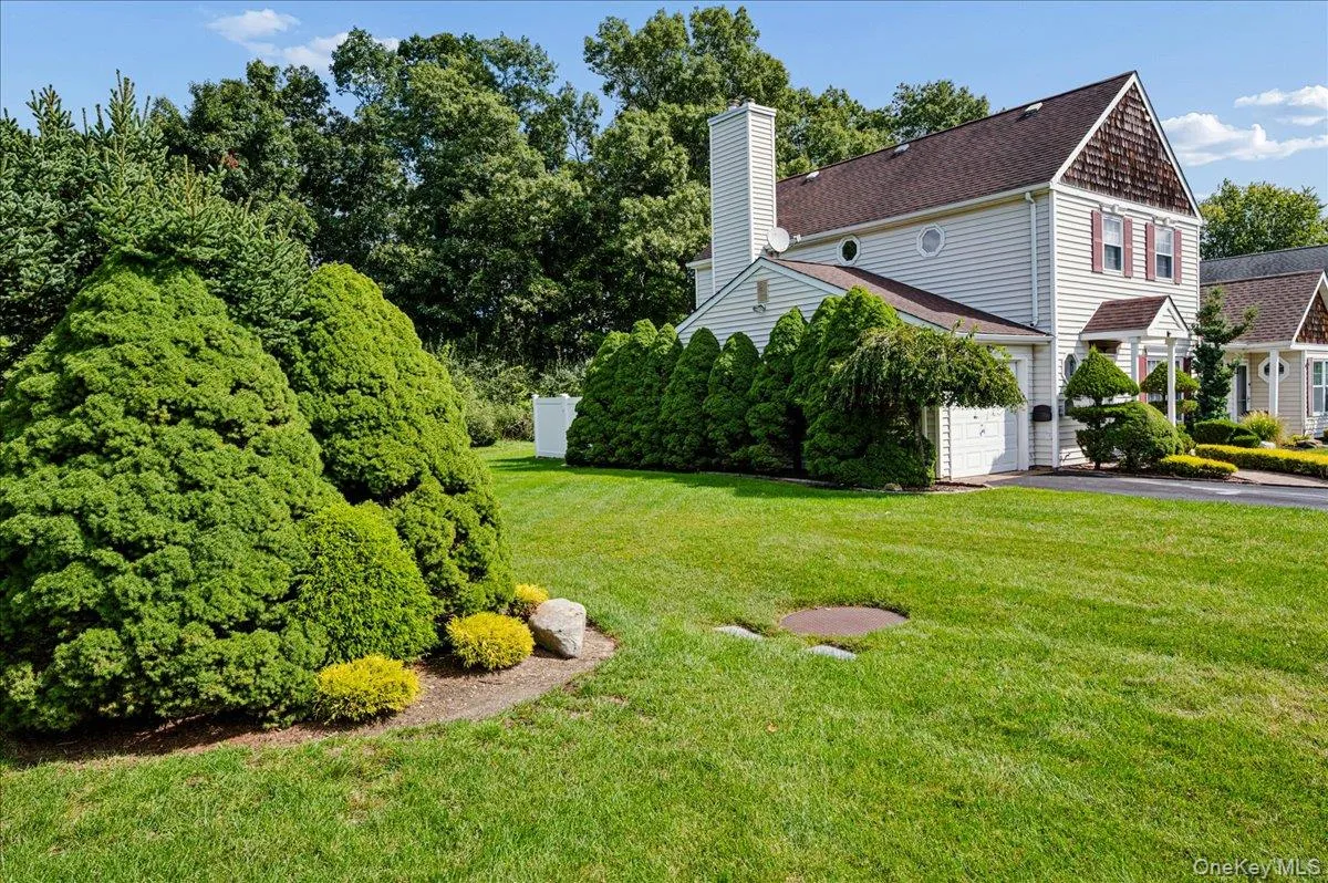 14 Badger Trail, Brookhaven, NY, 3 Bedrooms Bedrooms, 6 Rooms Rooms,2 BathroomsBathrooms,Residential,For Rent,Badger,0,1052956 14 Badger Trail, Brookhaven, NY, 3 Bedrooms Bedrooms, 6 Rooms Rooms,2 BathroomsBathrooms,Residential,For Rent,Badger,0,1052956