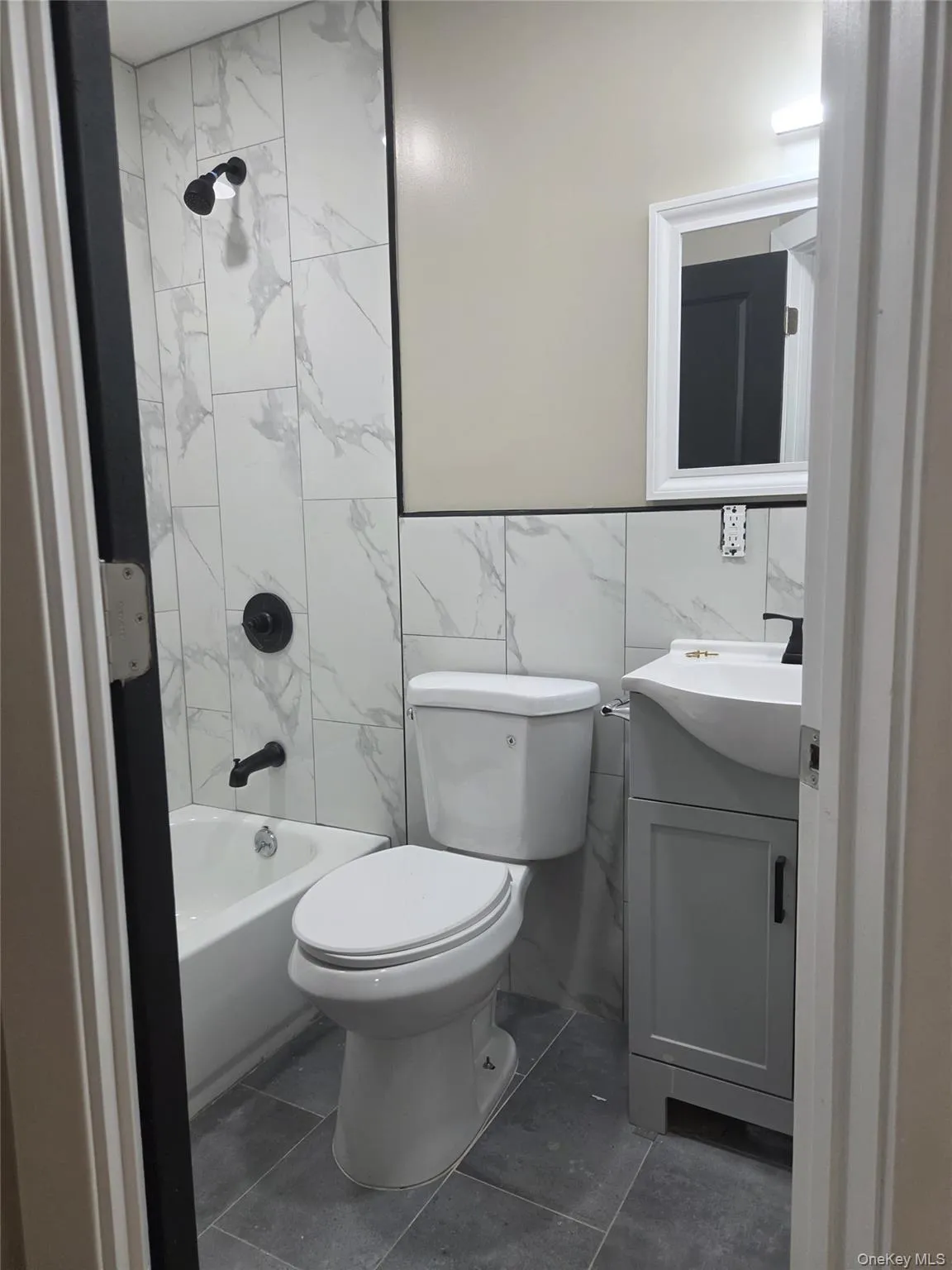 11230 159th Street, New York, NY, 3 Bedrooms Bedrooms, 6 Rooms Rooms,2 BathroomsBathrooms,Residential Lease,For Rent,159th,0,1052957 11230 159th Street, New York, NY, 3 Bedrooms Bedrooms, 6 Rooms Rooms,2 BathroomsBathrooms,Residential Lease,For Rent,159th,0,1052957