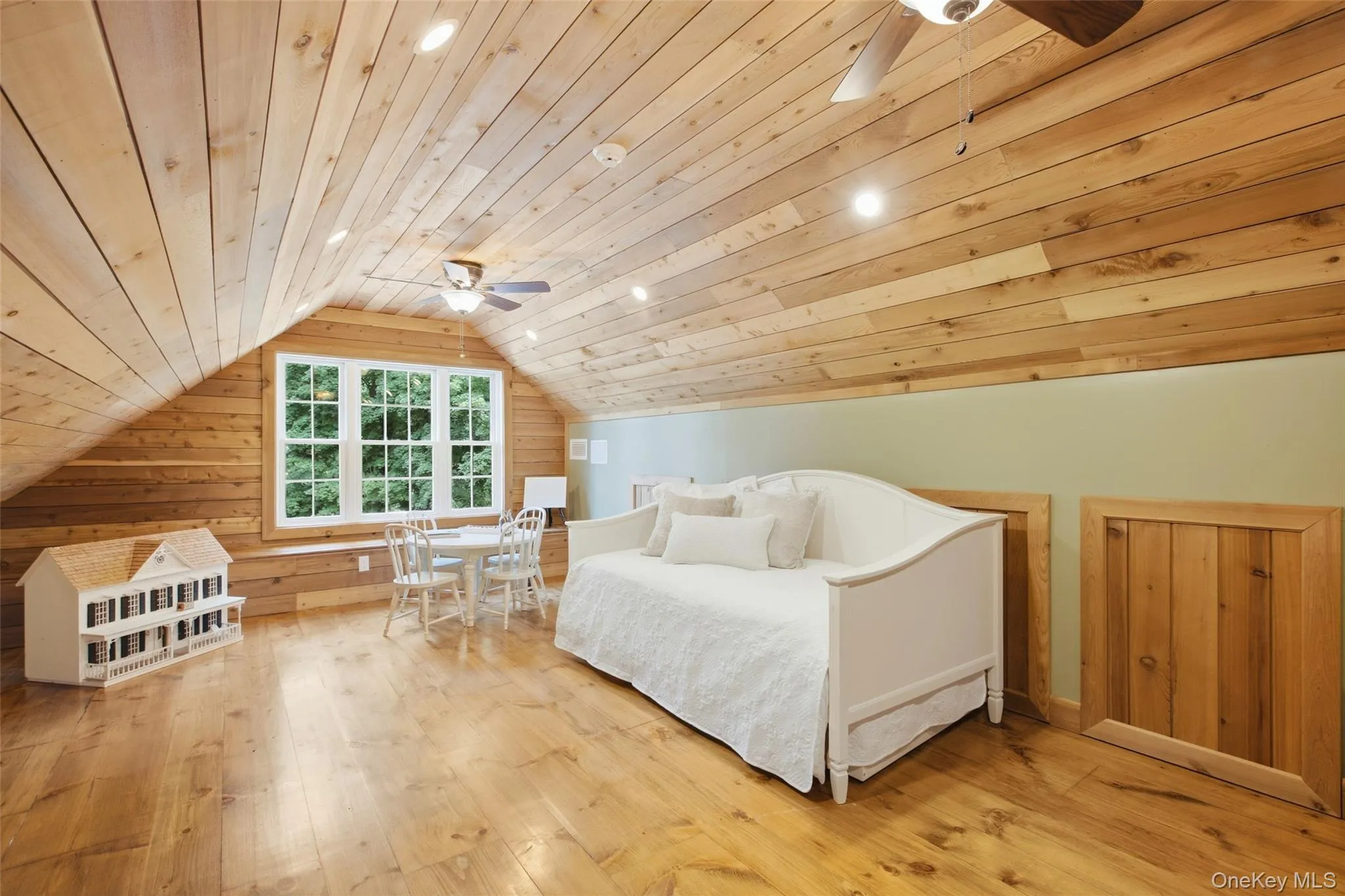 1 Evans Lane, Brookhaven, NY, 5 Bedrooms Bedrooms, 15 Rooms Rooms,5 BathroomsBathrooms,Residential,For Rent,Evans,0,1052962 1 Evans Lane, Brookhaven, NY, 5 Bedrooms Bedrooms, 15 Rooms Rooms,5 BathroomsBathrooms,Residential,For Rent,Evans,0,1052962