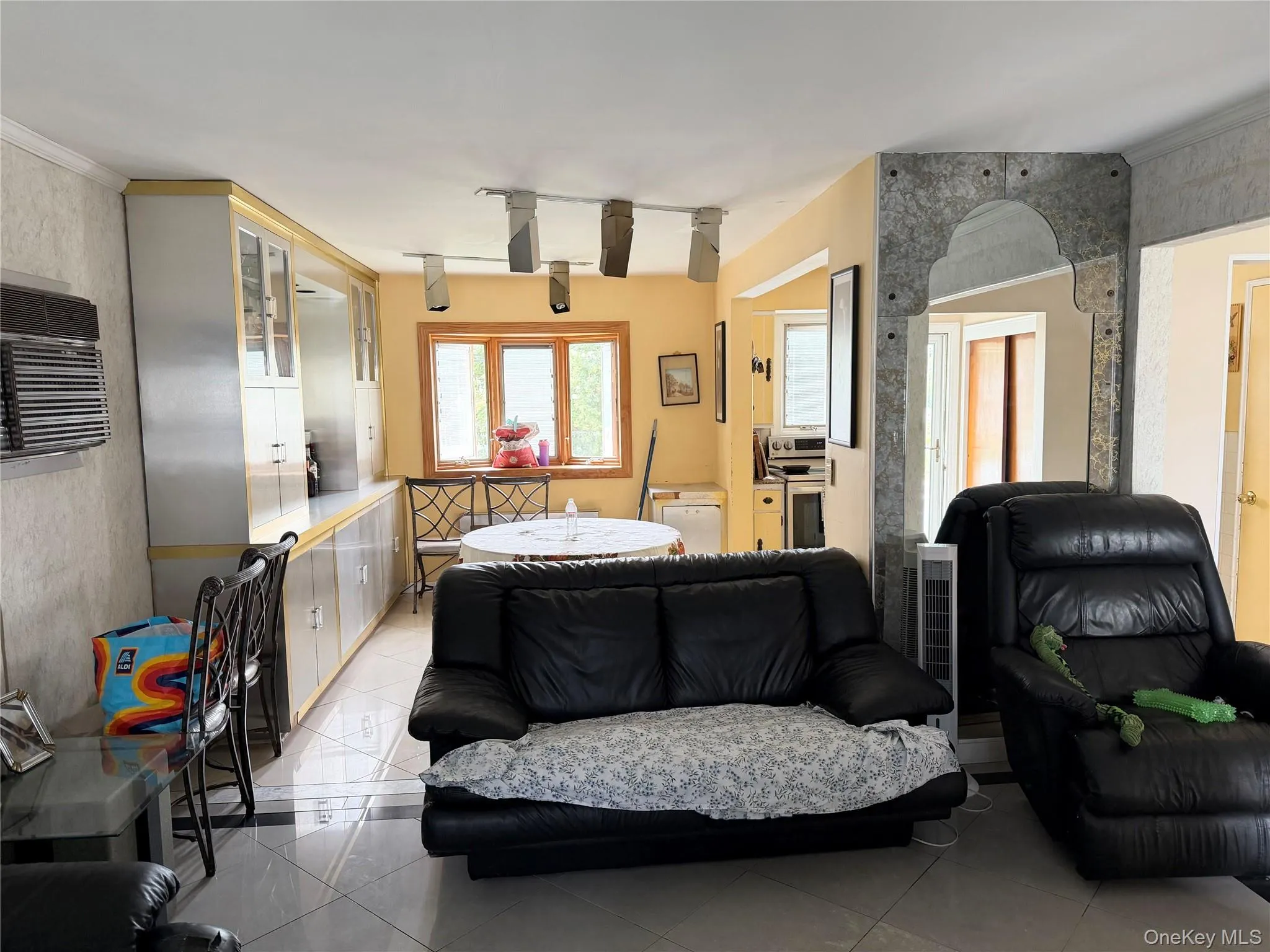 3938 Bernice Road, Hempstead, NY, 3 Bedrooms Bedrooms, 6 Rooms Rooms,1 BathroomBathrooms,Residential,For Rent,Bernice,0,1052968 3938 Bernice Road, Hempstead, NY, 3 Bedrooms Bedrooms, 6 Rooms Rooms,1 BathroomBathrooms,Residential,For Rent,Bernice,0,1052968