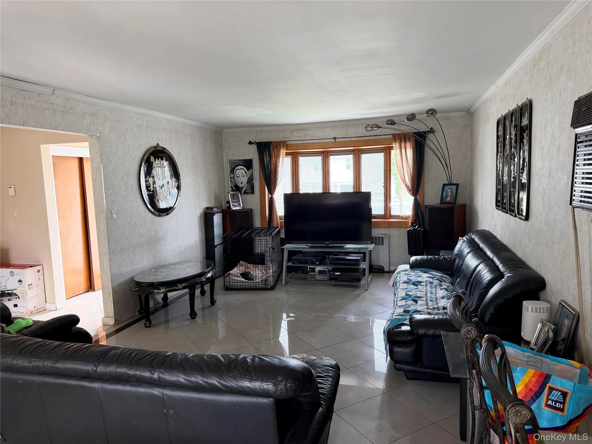 3938 Bernice Road, Hempstead, NY, 3 Bedrooms Bedrooms, 6 Rooms Rooms,1 BathroomBathrooms,Residential,For Rent,Bernice,0,1052968 3938 Bernice Road, Hempstead, NY, 3 Bedrooms Bedrooms, 6 Rooms Rooms,1 BathroomBathrooms,Residential,For Rent,Bernice,0,1052968
