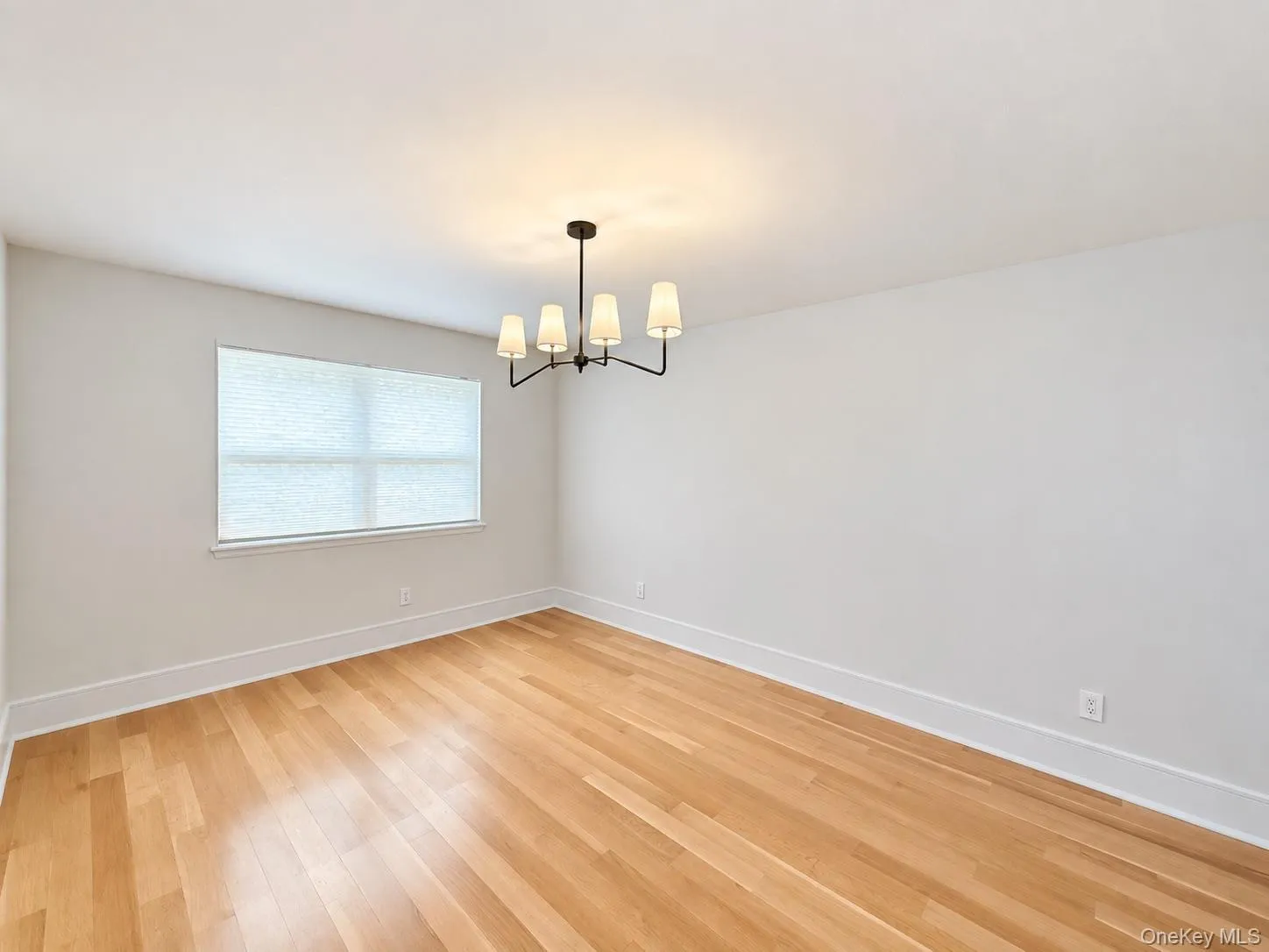 65 Mayfair Road, Smithtown, NY, 5 Bedrooms Bedrooms, 10 Rooms Rooms,2 BathroomsBathrooms,Residential Lease,For Rent,Mayfair,0,1052969 65 Mayfair Road, Smithtown, NY, 5 Bedrooms Bedrooms, 10 Rooms Rooms,2 BathroomsBathrooms,Residential Lease,For Rent,Mayfair,0,1052969