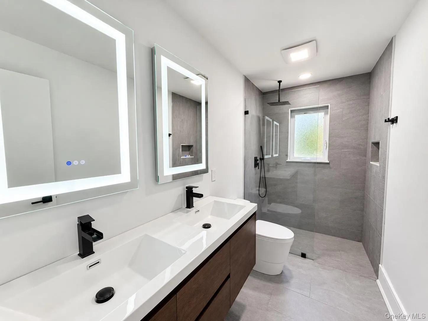 65 Mayfair Road, Smithtown, NY, 5 Bedrooms Bedrooms, 10 Rooms Rooms,2 BathroomsBathrooms,Residential Lease,For Rent,Mayfair,0,1052969 65 Mayfair Road, Smithtown, NY, 5 Bedrooms Bedrooms, 10 Rooms Rooms,2 BathroomsBathrooms,Residential Lease,For Rent,Mayfair,0,1052969