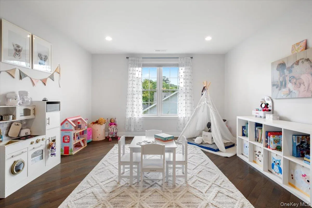 37 Deforest Drive, Cortlandt, NY, 2 Bedrooms Bedrooms, 9 Rooms Rooms,3 BathroomsBathrooms,Residential,For Rent,Deforest,0,1052971 37 Deforest Drive, Cortlandt, NY, 2 Bedrooms Bedrooms, 9 Rooms Rooms,3 BathroomsBathrooms,Residential,For Rent,Deforest,0,1052971