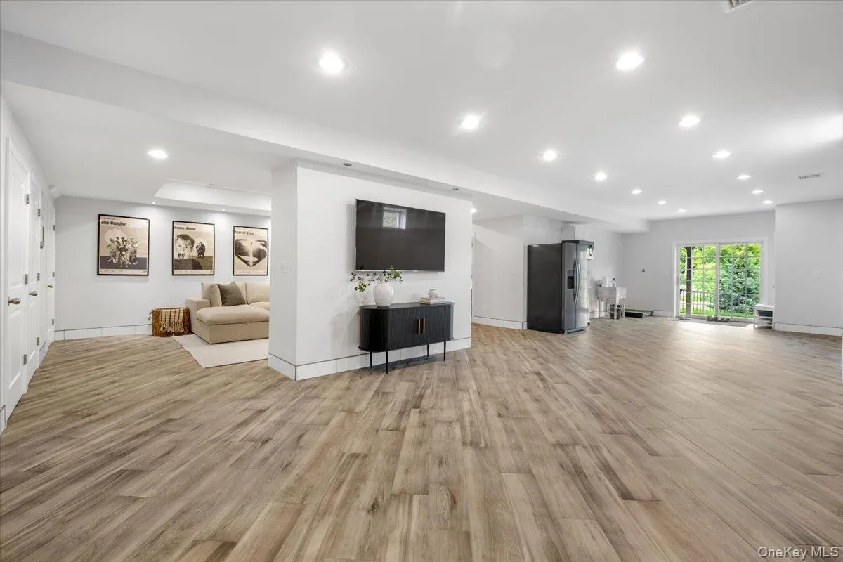 37 Deforest Drive, Cortlandt, NY, 2 Bedrooms Bedrooms, 9 Rooms Rooms,3 BathroomsBathrooms,Residential,For Rent,Deforest,0,1052971 37 Deforest Drive, Cortlandt, NY, 2 Bedrooms Bedrooms, 9 Rooms Rooms,3 BathroomsBathrooms,Residential,For Rent,Deforest,0,1052971