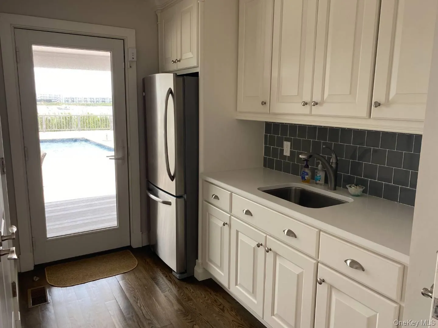 28 Stacy Drive, Southampton, NY, 4 Bedrooms Bedrooms, 8 Rooms Rooms,3 BathroomsBathrooms,Residential Lease,For Rent,Stacy,0,1052980 28 Stacy Drive, Southampton, NY, 4 Bedrooms Bedrooms, 8 Rooms Rooms,3 BathroomsBathrooms,Residential Lease,For Rent,Stacy,0,1052980