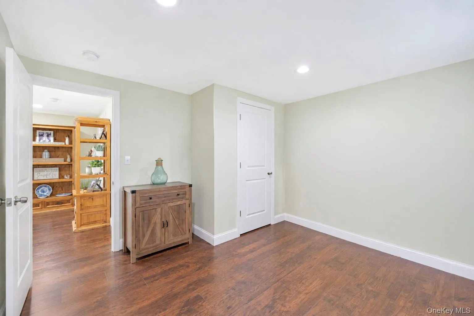 42 Audubon Avenue, Islip, NY, 5 Bedrooms Bedrooms, 10 Rooms Rooms,2 BathroomsBathrooms,Residential,For Rent,Audubon,0,1052983 42 Audubon Avenue, Islip, NY, 5 Bedrooms Bedrooms, 10 Rooms Rooms,2 BathroomsBathrooms,Residential,For Rent,Audubon,0,1052983