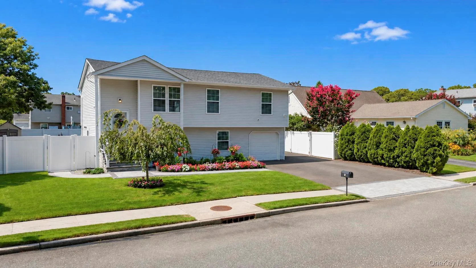 42 Audubon Avenue, Islip, NY, 5 Bedrooms Bedrooms, 10 Rooms Rooms,2 BathroomsBathrooms,Residential,For Rent,Audubon,0,1052983 42 Audubon Avenue, Islip, NY, 5 Bedrooms Bedrooms, 10 Rooms Rooms,2 BathroomsBathrooms,Residential,For Rent,Audubon,0,1052983