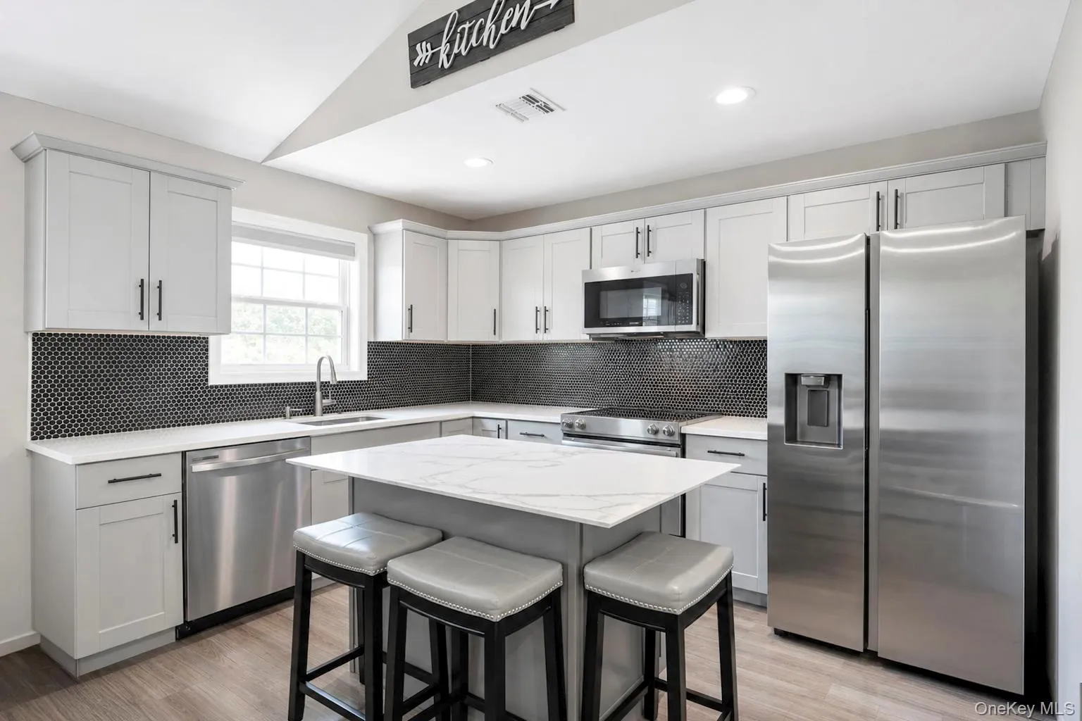 42 Audubon Avenue, Islip, NY, 5 Bedrooms Bedrooms, 10 Rooms Rooms,2 BathroomsBathrooms,Residential,For Rent,Audubon,0,1052983 42 Audubon Avenue, Islip, NY, 5 Bedrooms Bedrooms, 10 Rooms Rooms,2 BathroomsBathrooms,Residential,For Rent,Audubon,0,1052983