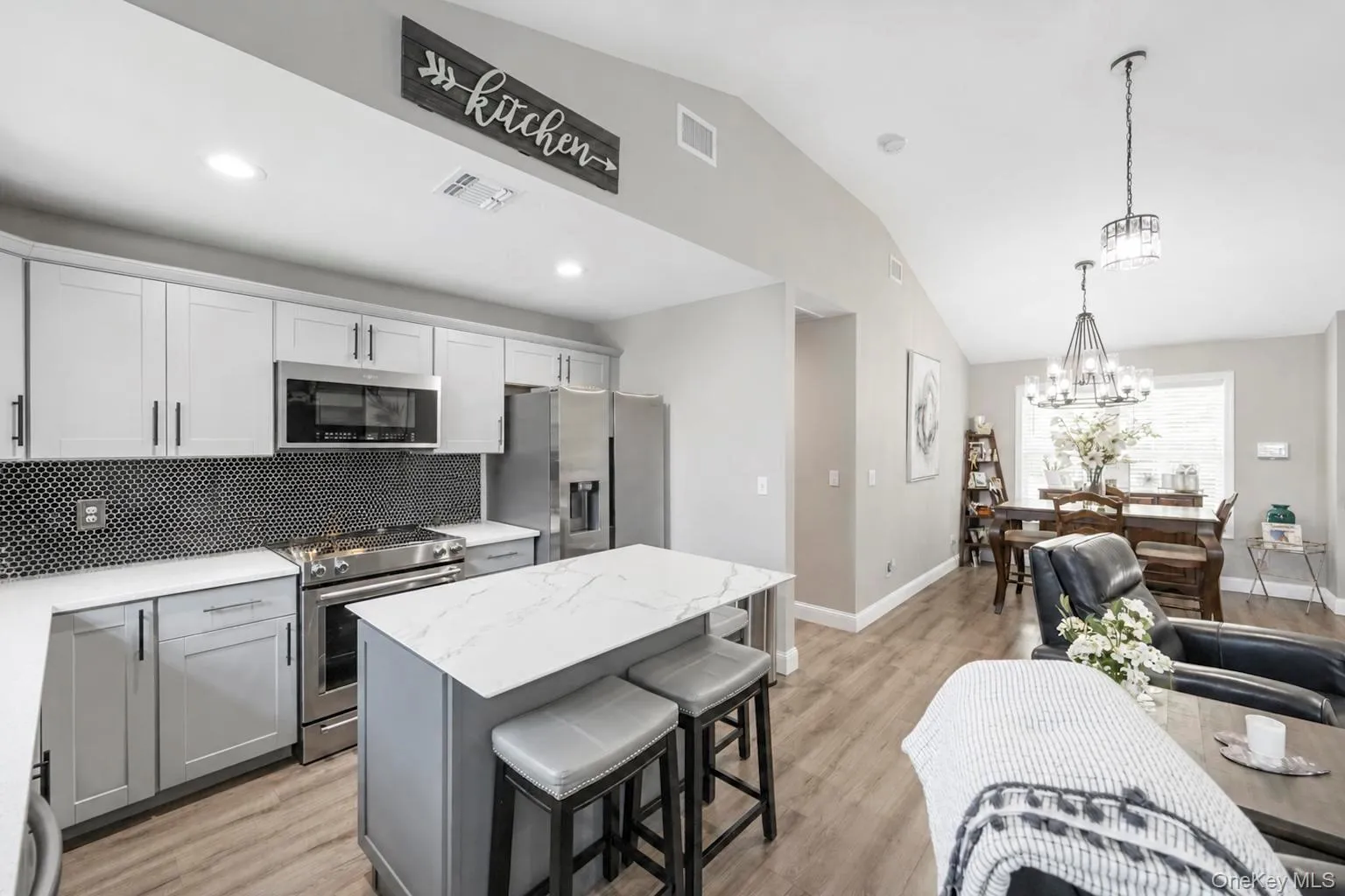 42 Audubon Avenue, Islip, NY, 5 Bedrooms Bedrooms, 10 Rooms Rooms,2 BathroomsBathrooms,Residential,For Rent,Audubon,0,1052983 42 Audubon Avenue, Islip, NY, 5 Bedrooms Bedrooms, 10 Rooms Rooms,2 BathroomsBathrooms,Residential,For Rent,Audubon,0,1052983