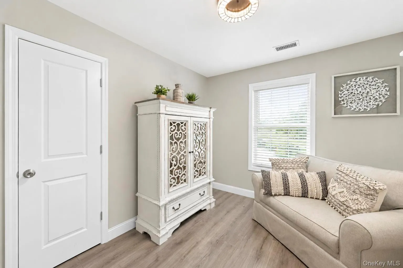 42 Audubon Avenue, Islip, NY, 5 Bedrooms Bedrooms, 10 Rooms Rooms,2 BathroomsBathrooms,Residential,For Rent,Audubon,0,1052983 42 Audubon Avenue, Islip, NY, 5 Bedrooms Bedrooms, 10 Rooms Rooms,2 BathroomsBathrooms,Residential,For Rent,Audubon,0,1052983
