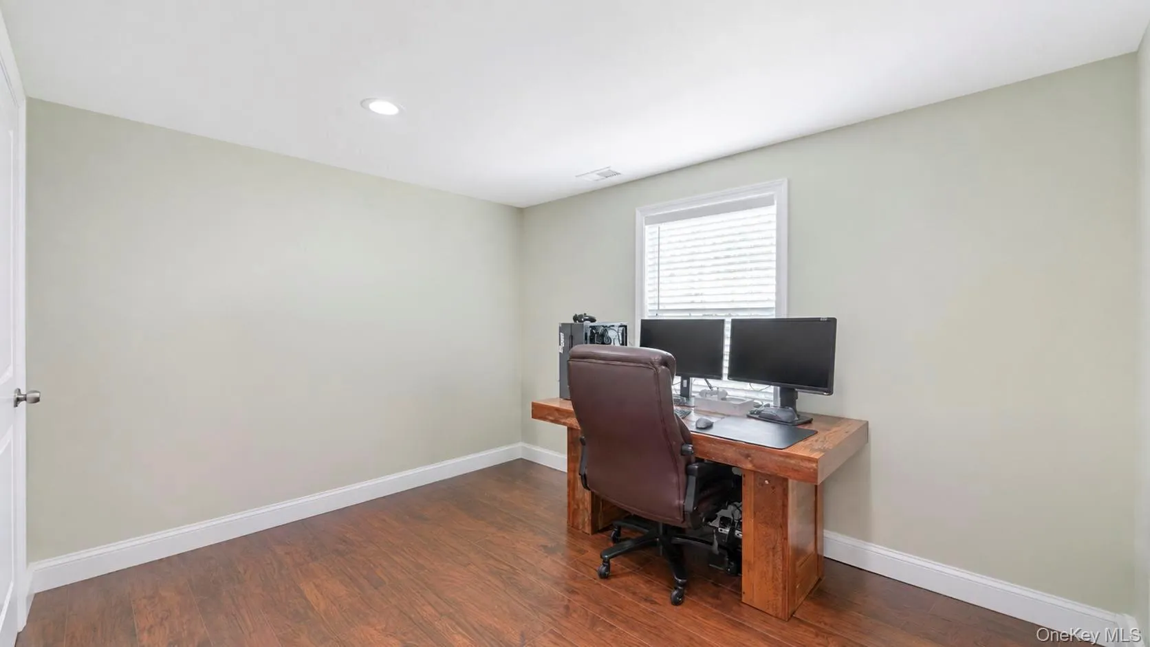 42 Audubon Avenue, Islip, NY, 5 Bedrooms Bedrooms, 10 Rooms Rooms,2 BathroomsBathrooms,Residential,For Rent,Audubon,0,1052983 42 Audubon Avenue, Islip, NY, 5 Bedrooms Bedrooms, 10 Rooms Rooms,2 BathroomsBathrooms,Residential,For Rent,Audubon,0,1052983