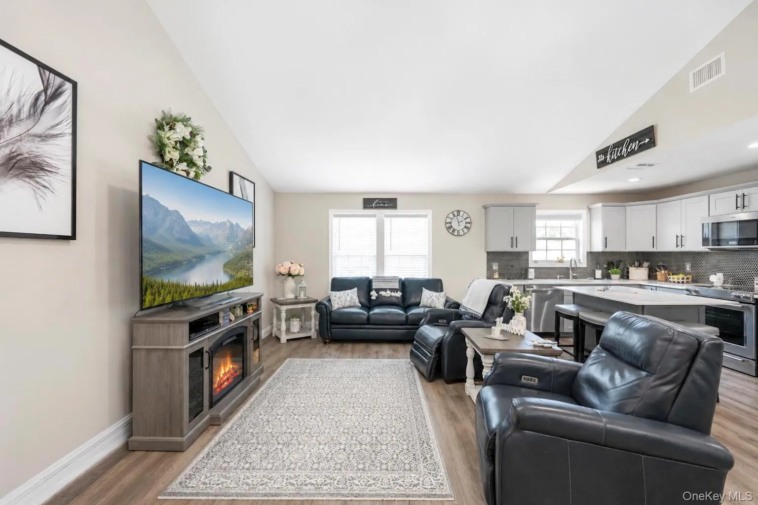 42 Audubon Avenue, Islip, NY, 5 Bedrooms Bedrooms, 10 Rooms Rooms,2 BathroomsBathrooms,Residential,For Rent,Audubon,0,1052983 42 Audubon Avenue, Islip, NY, 5 Bedrooms Bedrooms, 10 Rooms Rooms,2 BathroomsBathrooms,Residential,For Rent,Audubon,0,1052983