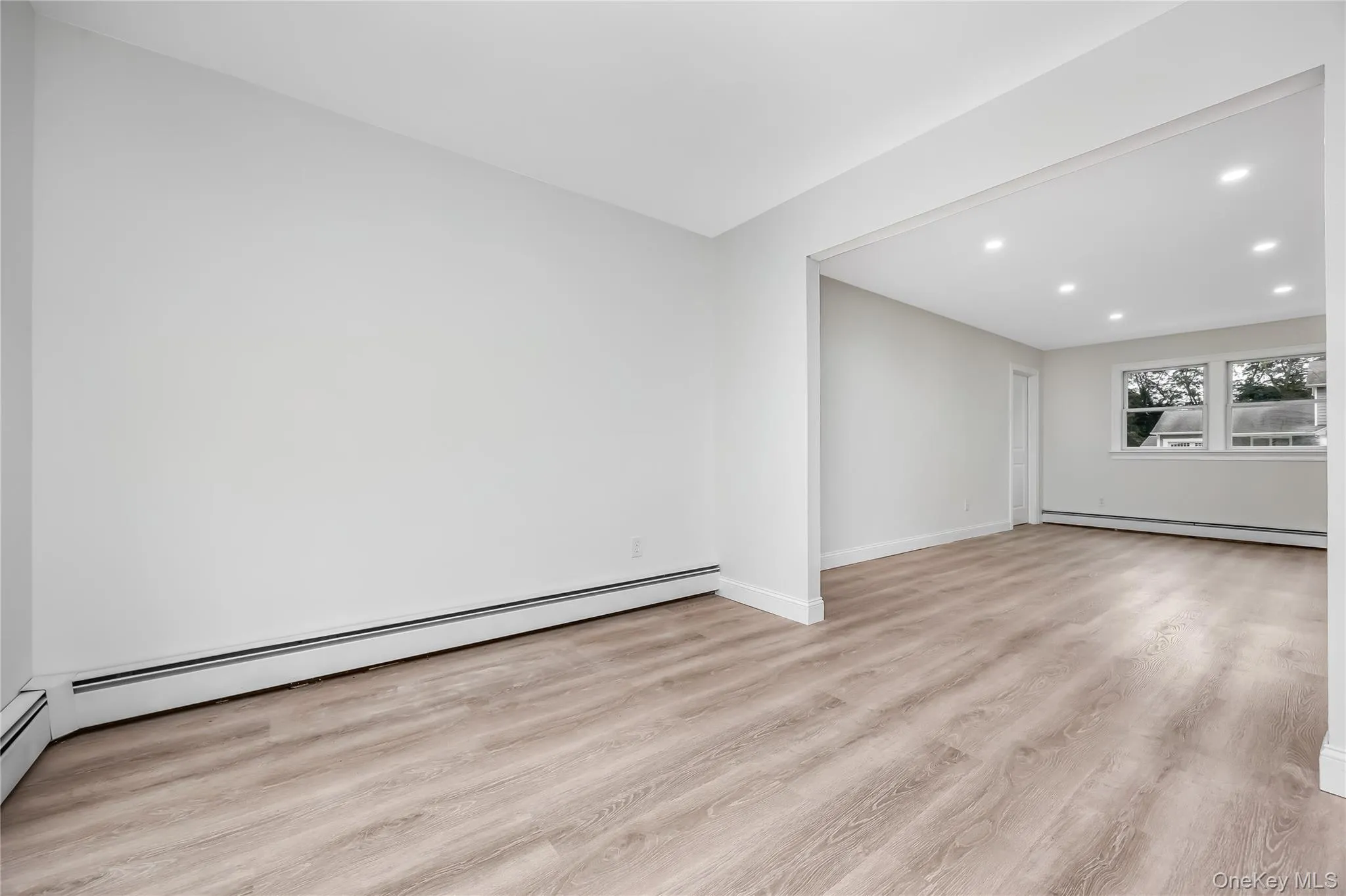 5 Lillian Street, Brookhaven, NY, 4 Bedrooms Bedrooms, 8 Rooms Rooms,2 BathroomsBathrooms,Residential,For Rent,Lillian,0,1052984 5 Lillian Street, Brookhaven, NY, 4 Bedrooms Bedrooms, 8 Rooms Rooms,2 BathroomsBathrooms,Residential,For Rent,Lillian,0,1052984