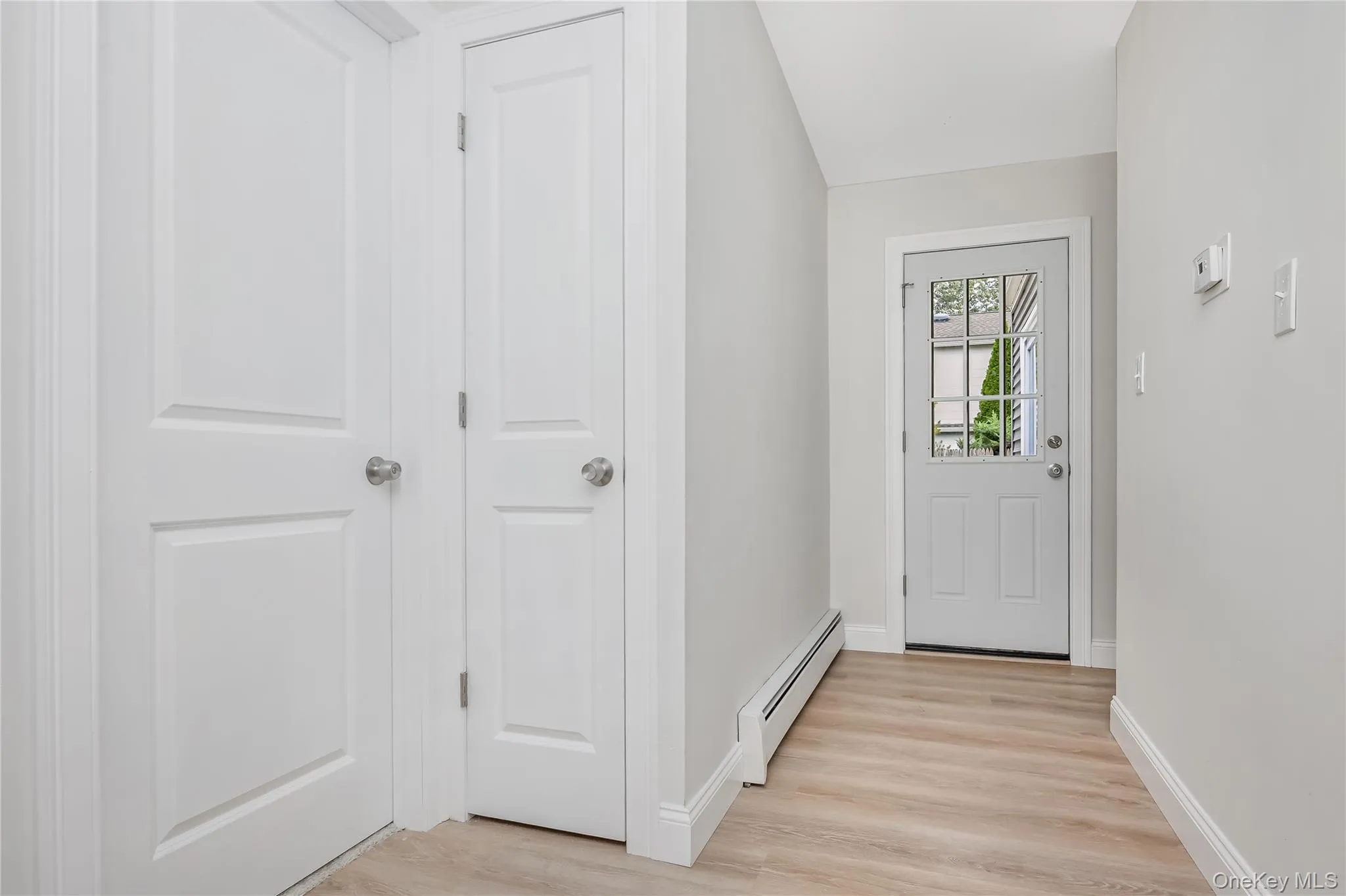 5 Lillian Street, Brookhaven, NY, 4 Bedrooms Bedrooms, 8 Rooms Rooms,2 BathroomsBathrooms,Residential,For Rent,Lillian,0,1052984 5 Lillian Street, Brookhaven, NY, 4 Bedrooms Bedrooms, 8 Rooms Rooms,2 BathroomsBathrooms,Residential,For Rent,Lillian,0,1052984