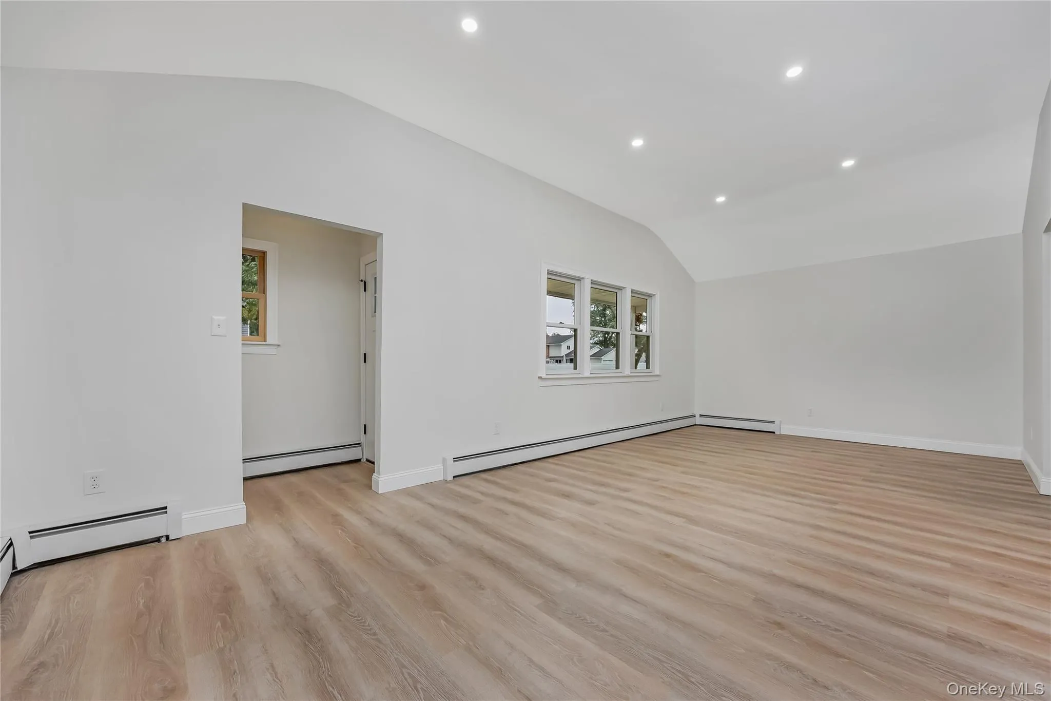 5 Lillian Street, Brookhaven, NY, 4 Bedrooms Bedrooms, 8 Rooms Rooms,2 BathroomsBathrooms,Residential,For Rent,Lillian,0,1052984 5 Lillian Street, Brookhaven, NY, 4 Bedrooms Bedrooms, 8 Rooms Rooms,2 BathroomsBathrooms,Residential,For Rent,Lillian,0,1052984