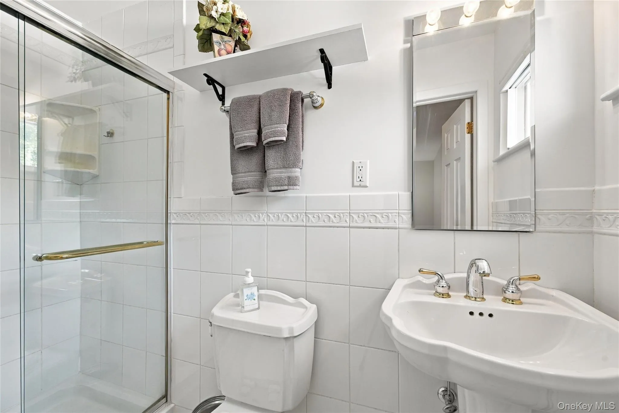 75 Bayview Drive, Islip, NY, 4 Bedrooms Bedrooms, 9 Rooms Rooms,2 BathroomsBathrooms,Residential,For Rent,Bayview,0,1052985 75 Bayview Drive, Islip, NY, 4 Bedrooms Bedrooms, 9 Rooms Rooms,2 BathroomsBathrooms,Residential,For Rent,Bayview,0,1052985